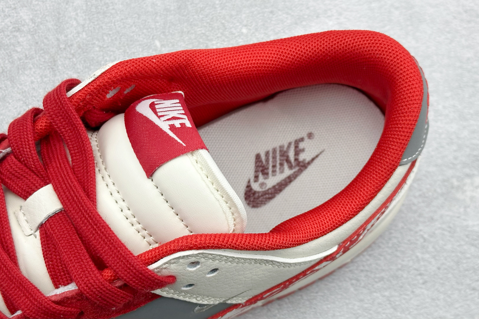 Nike SB Dunk Low RETRO 马年限定 高端定制 低帮休闲板鞋 LX1988-815-Top High Quatity Cheap Sneakers Fashion Clothing Clothes Bags handbags Shoes of all Brand wholesale With The best Quality And Beautiful Price from China Factory Chinese suppliers wholesaler seller Nike SB Dunk Low RETRO 马年限定 高端定制 低帮休闲板鞋 LX1988-815