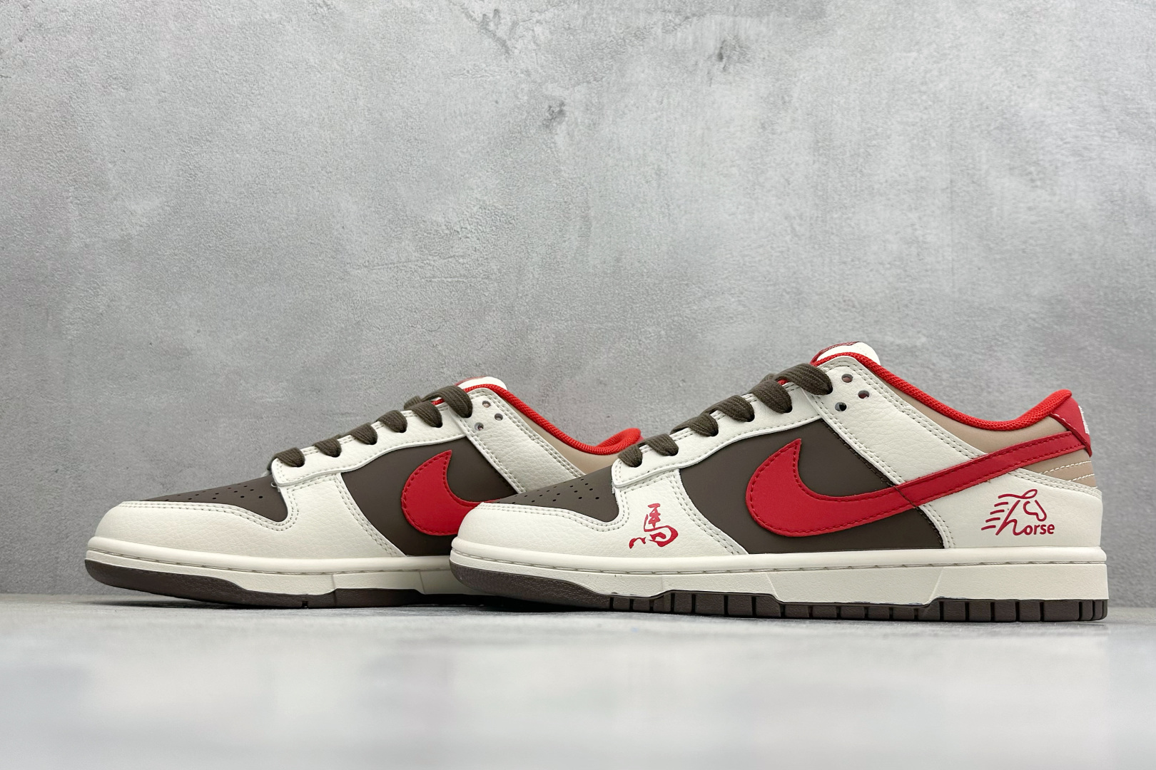 Nike SB Dunk Low RETRO 马年限定 高端定制 低帮休闲板鞋 XT6998-127-Top High Quatity Cheap Sneakers Fashion Clothing Clothes Bags handbags Shoes of all Brand wholesale With The best Quality And Beautiful Price from China Factory Chinese suppliers wholesaler seller Nike SB Dunk Low RETRO 马年限定 高端定制 低帮休闲板鞋 XT6998-127