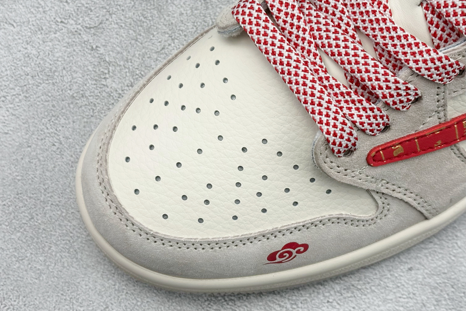 260 Air Jordan 1 Low AJ1 乔1 马年限定 高端定制 倒钩低帮复古篮球鞋 JY6988-121-Chinese UA Cheap High Quatity Brand Clothes Bags handbags Sneakers wholesale wholesaler seller from China Factory suppliers Fashion Clothing Shoes best Quality Beautiful Price 260 Air Jordan 1 Low AJ1 乔1 马年限定 高端定制 倒钩低帮复古篮球鞋 JY6988-121