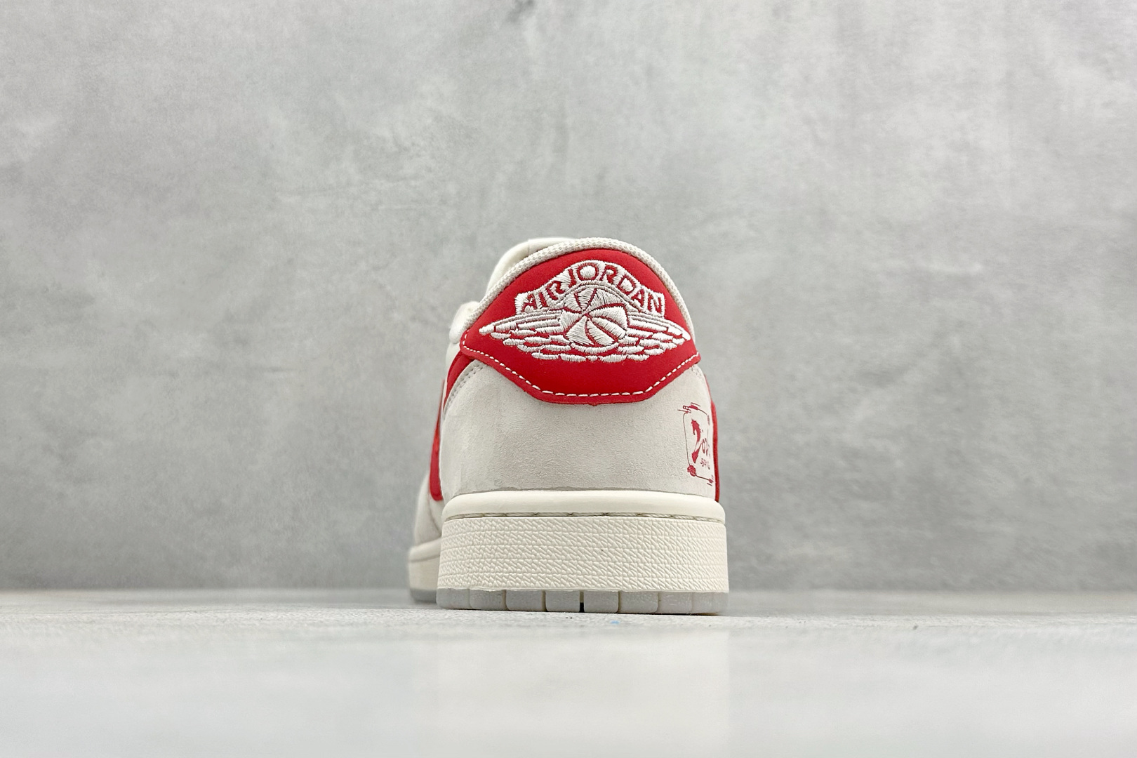 260 Air Jordan 1 Low AJ1 乔1 马年限定 高端定制 倒钩低帮复古篮球鞋 JY6988-121-Chinese UA Cheap High Quatity Brand Clothes Bags handbags Sneakers wholesale wholesaler seller from China Factory suppliers Fashion Clothing Shoes best Quality Beautiful Price 260 Air Jordan 1 Low AJ1 乔1 马年限定 高端定制 倒钩低帮复古篮球鞋 JY6988-121