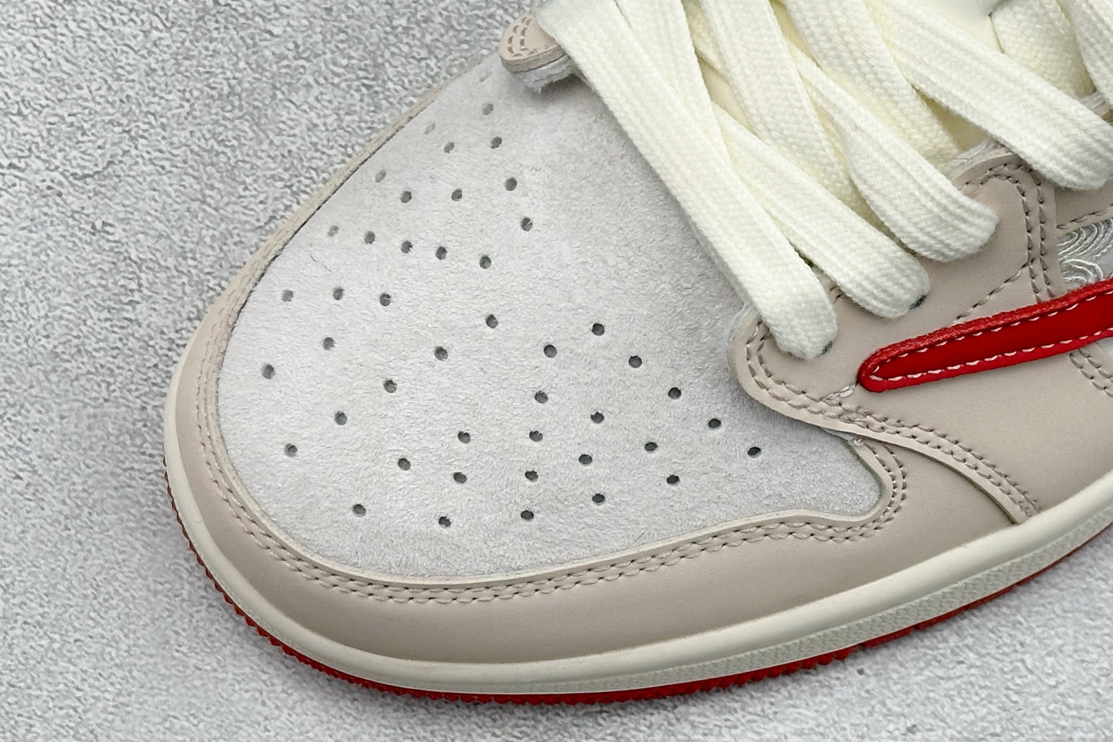 Air Jordan 1 Low AJ1 乔1 马年限定 高端定制 倒钩低帮复古篮球鞋 ZH2598-901-Top High Quatity Cheap Sneakers Fashion Clothing Clothes Bags handbags Shoes of all Brand wholesale With The best Quality And Beautiful Price from China Factory Chinese suppliers wholesaler seller Air Jordan 1 Low AJ1 乔1 马年限定 高端定制 倒钩低帮复古篮球鞋 ZH2598-901