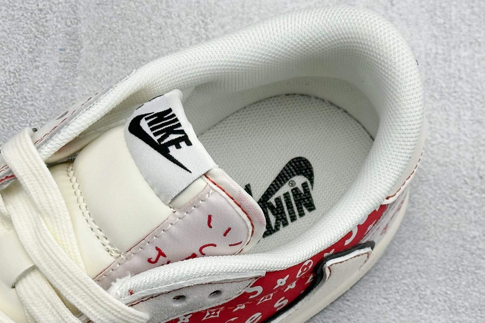 260 Air Jordan 1 Low AJ1 乔1 马年限定 高端定制 倒钩低帮复古篮球鞋 JP2026-113