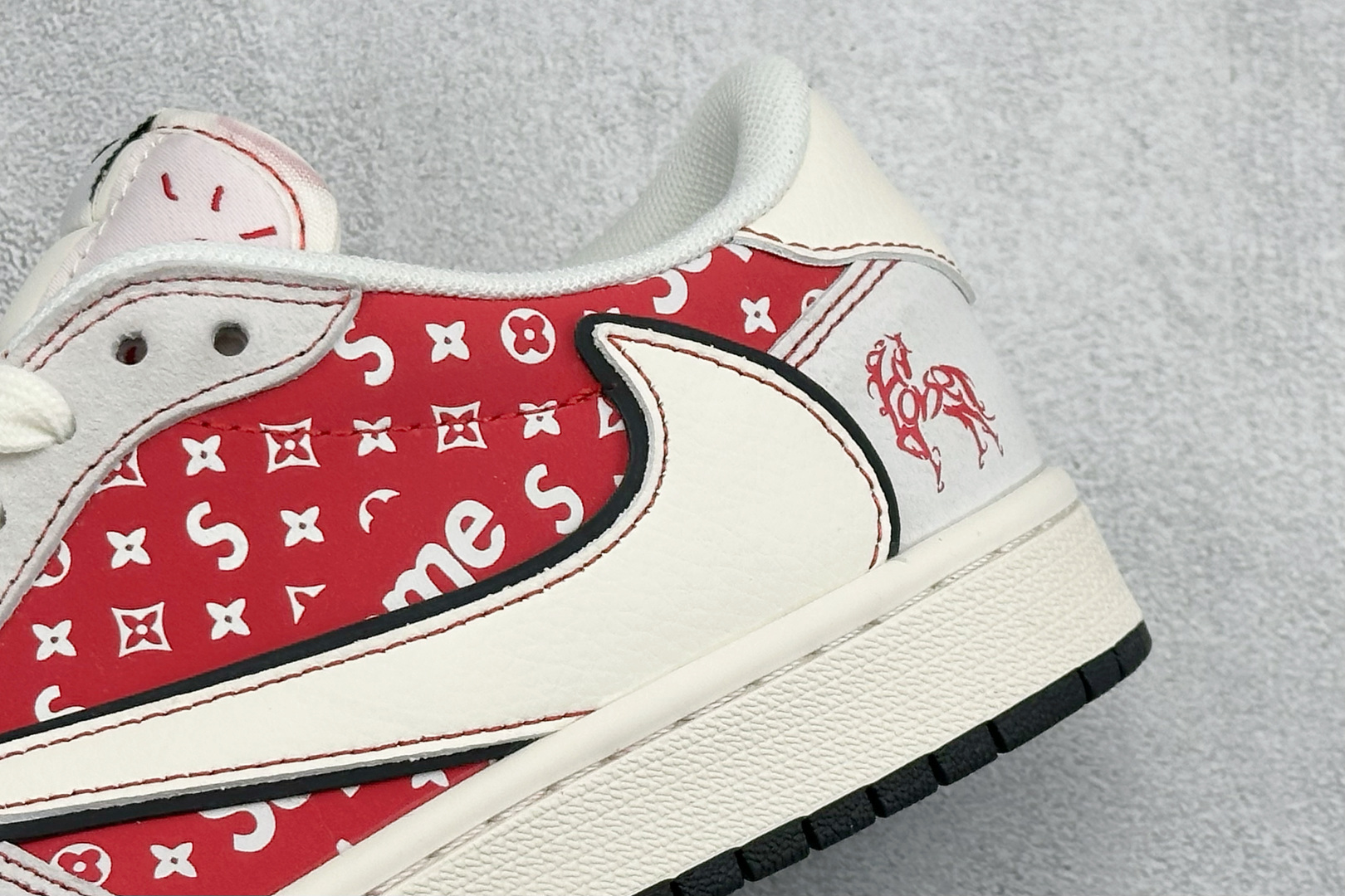 260 Air Jordan 1 Low AJ1 乔1 马年限定 高端定制 倒钩低帮复古篮球鞋 JP2026-113