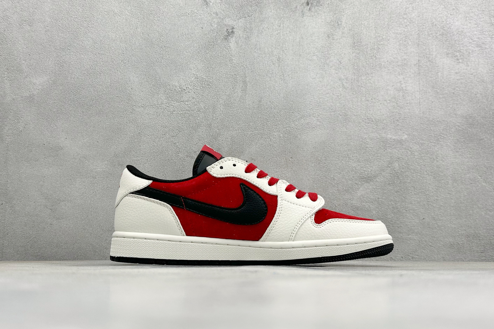 Travis Scott x Fragment Design x Air Jordan 1 Low SP AJ1 乔1马年限定 白红泼墨 低帮文化休闲板鞋 DZ2688-118-Top High Quatity Cheap Sneakers Fashion Clothing Clothes Bags handbags Shoes of all Brand wholesale With The best Quality And Beautiful Price from China Factory Chinese suppliers wholesaler seller Travis Scott x Fragment Design x Air Jordan 1 Low SP AJ1 乔1马年限定 白红泼墨 低帮文化休闲板鞋 DZ2688-118