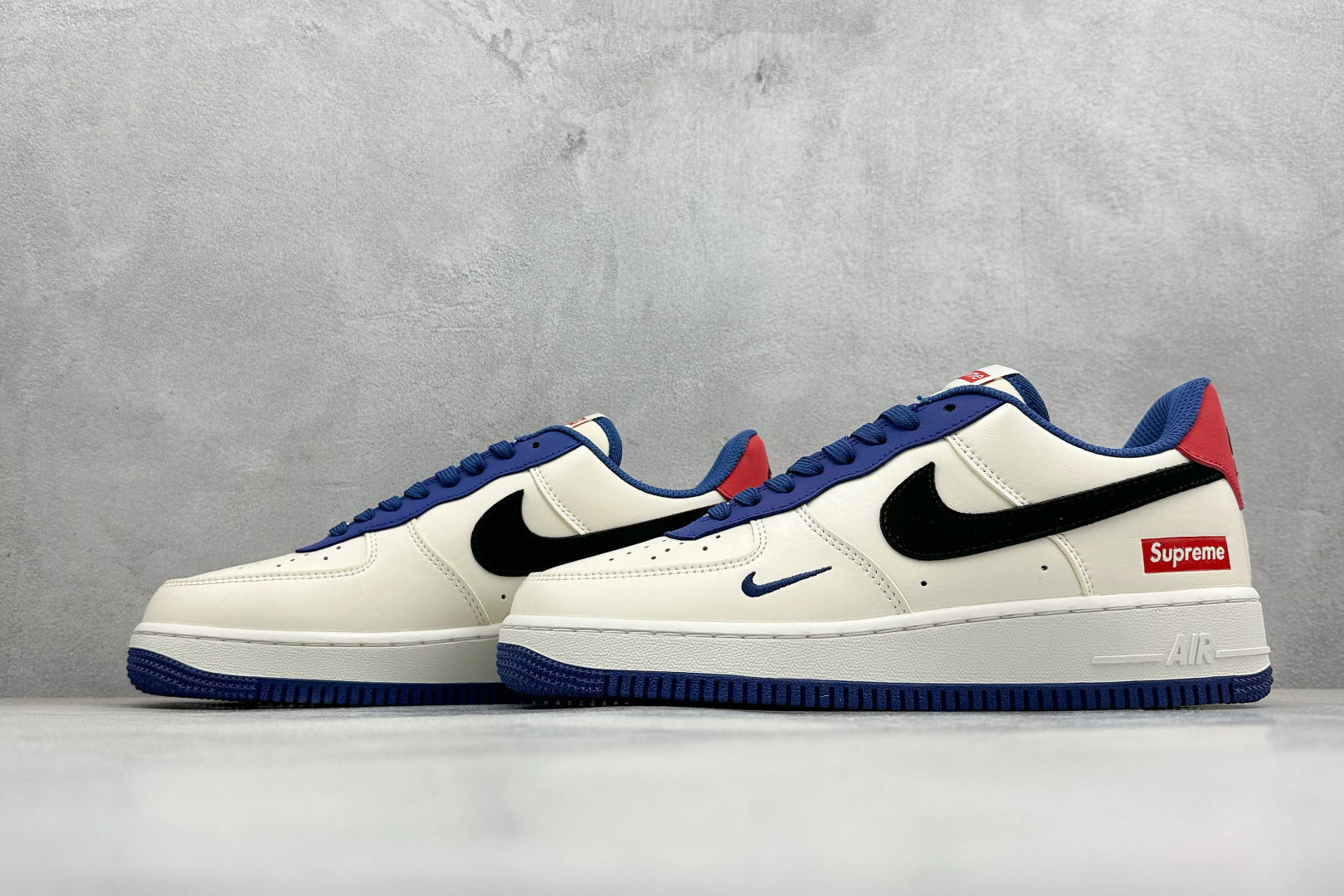 SC版Nike Air Force 1'07 Low 联名 白蓝赤黑 空军一号低帮休闲板鞋 CZ2959-100 SC版Nike Air Force 1'07 Low 联名 白蓝赤黑 空军一号低帮休闲板鞋 CZ2959-100