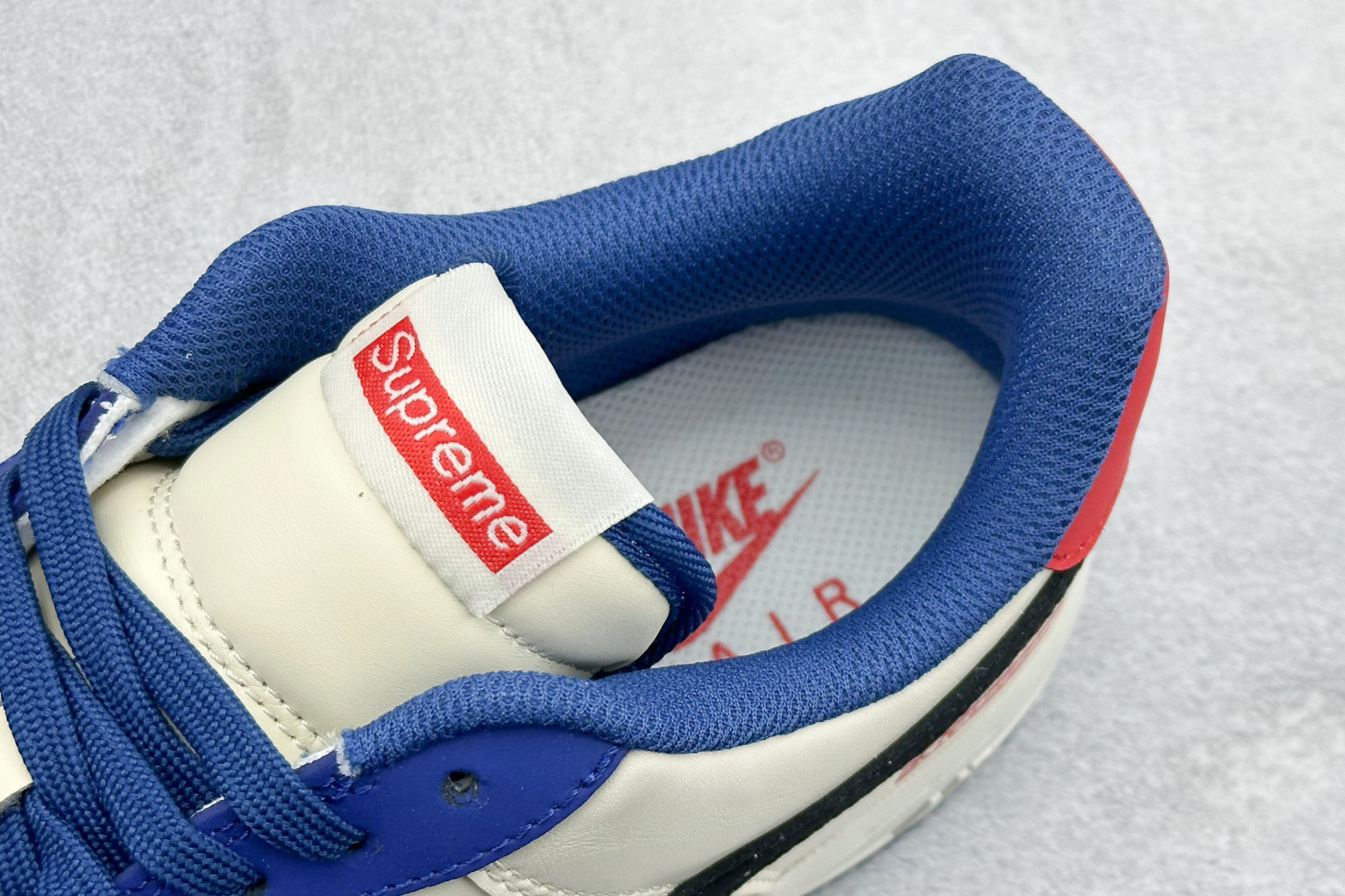 SC版Nike Air Force 1'07 Low 联名 白蓝赤黑 空军一号低帮休闲板鞋 CZ2959-100 SC版Nike Air Force 1'07 Low 联名 白蓝赤黑 空军一号低帮休闲板鞋 CZ2959-100