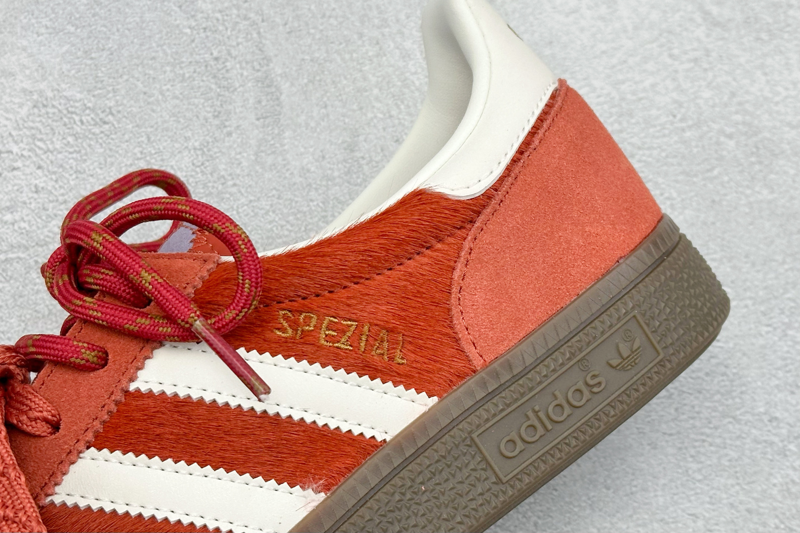 Adidas Handball Spezial 马年限定 CNY新年款 阿迪达斯经典款 复古休闲板鞋 KJ6299 Adidas Handball Spezial 马年限定 CNY新年款 阿迪达斯经典款 复古休闲板鞋 KJ6299