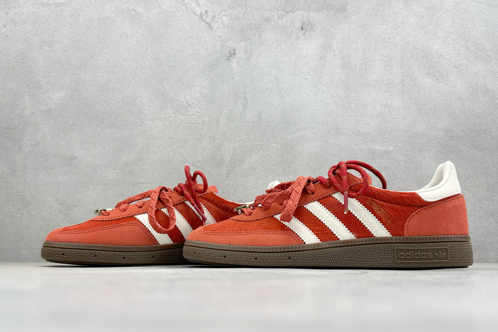 Adidas Handball Spezial 马年限定 CNY新年款 阿迪达斯经典款 复古休闲板鞋 KJ6299 Adidas Handball Spezial 马年限定 CNY新年款 阿迪达斯经典款 复古休闲板鞋 KJ6299