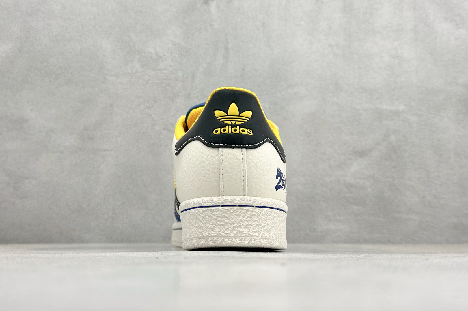 Adidas Super2026 丙午马年限定款 SD6830-Top High Quatity Cheap Sneakers Fashion Clothing Clothes Bags handbags Shoes of all Brand wholesale With The best Quality And Beautiful Price from China Factory Chinese suppliers wholesaler seller Adidas Super2026 丙午马年限定款 SD6830