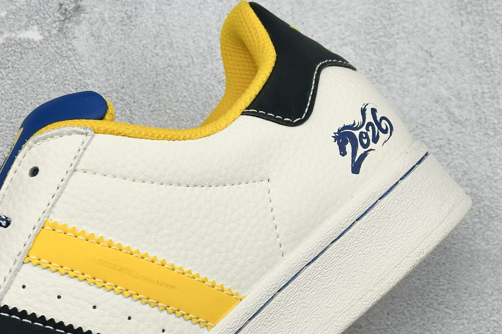 Adidas Super2026 丙午马年限定款 SD6830-Top High Quatity Cheap Sneakers Fashion Clothing Clothes Bags handbags Shoes of all Brand wholesale With The best Quality And Beautiful Price from China Factory Chinese suppliers wholesaler seller Adidas Super2026 丙午马年限定款 SD6830