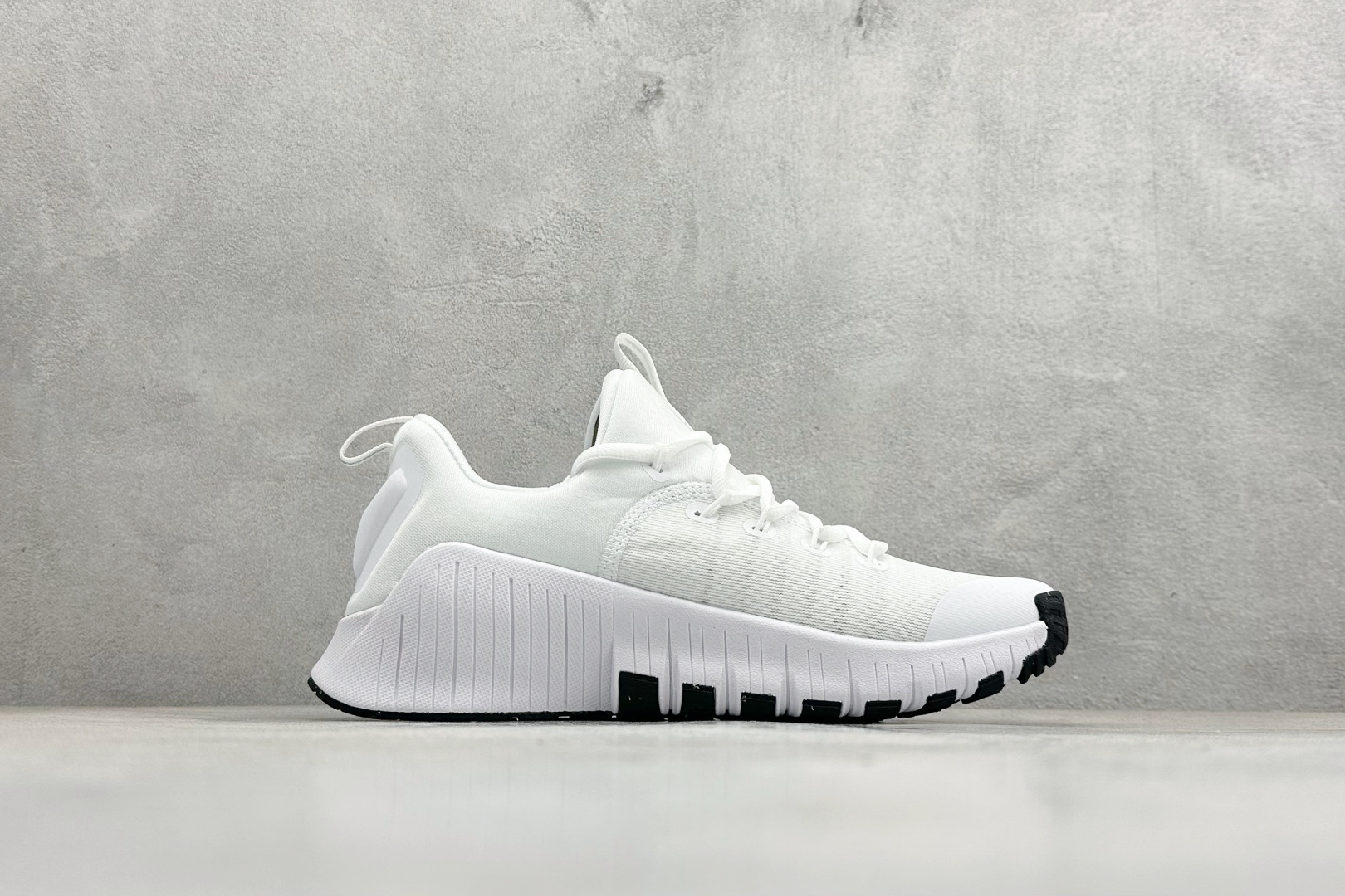 Nike Free Metcon 6 耐克网布圆头系带减震防滑生活休闲鞋 FJ7126-102-Top High Quatity Cheap Sneakers Fashion Clothing Clothes Bags handbags Shoes of all Brand wholesale With The best Quality And Beautiful Price from China Factory Chinese suppliers wholesaler seller Nike Free Metcon 6 耐克网布圆头系带减震防滑生活休闲鞋 FJ7126-102