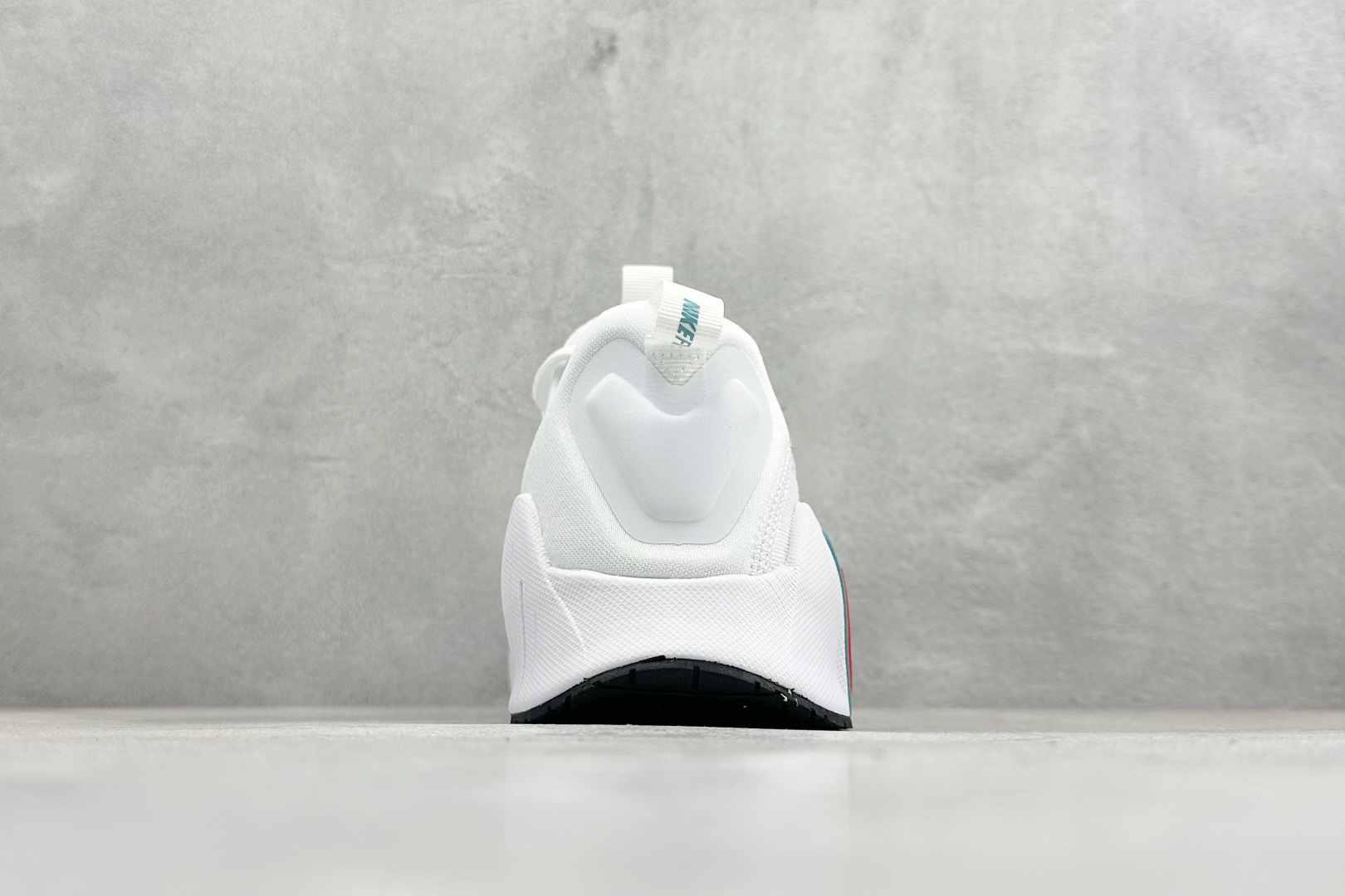 Nike Free Metcon 6 耐克网布圆头系带减震防滑生活休闲鞋 FJ7126-102-Top High Quatity Cheap Sneakers Fashion Clothing Clothes Bags handbags Shoes of all Brand wholesale With The best Quality And Beautiful Price from China Factory Chinese suppliers wholesaler seller Nike Free Metcon 6 耐克网布圆头系带减震防滑生活休闲鞋 FJ7126-102