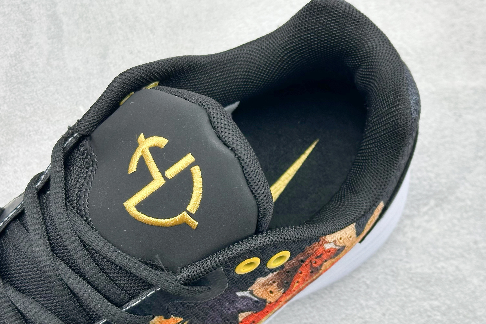Nike React Hyperdunk 2017 Low EP 马年限定 低帮实战篮球鞋 897637-010-Top High Quatity Cheap Sneakers Fashion Clothing Clothes Bags handbags Shoes of all Brand wholesale With The best Quality And Beautiful Price from China Factory Chinese suppliers wholesaler seller Nike React Hyperdunk 2017 Low EP 马年限定 低帮实战篮球鞋 897637-010