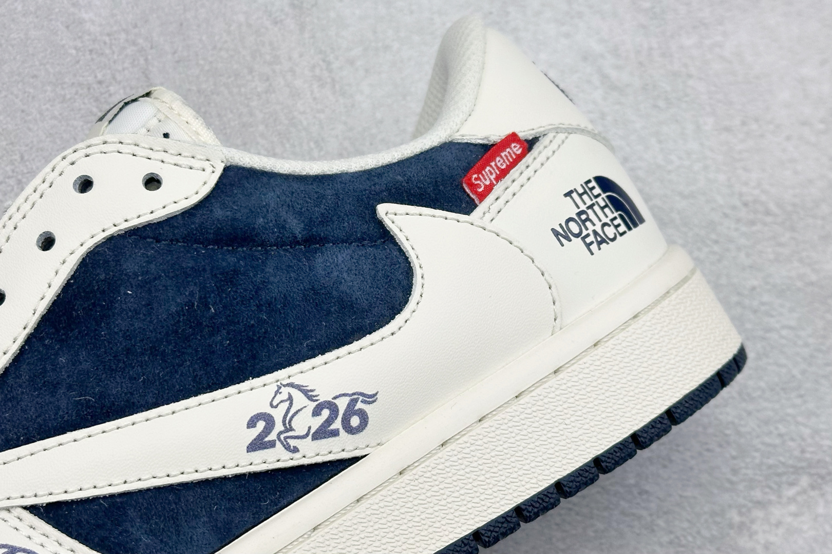 Air Jordan 1 Low AJ1 乔1 北面联名 高端定制 倒钩低帮复古篮球鞋 DM7866-125-Top High Quatity Cheap Sneakers Fashion Clothing Clothes Bags handbags Shoes of all Brand wholesale With The best Quality And Beautiful Price from China Factory Chinese suppliers wholesaler seller Air Jordan 1 Low AJ1 乔1 北面联名 高端定制 倒钩低帮复古篮球鞋 DM7866-125