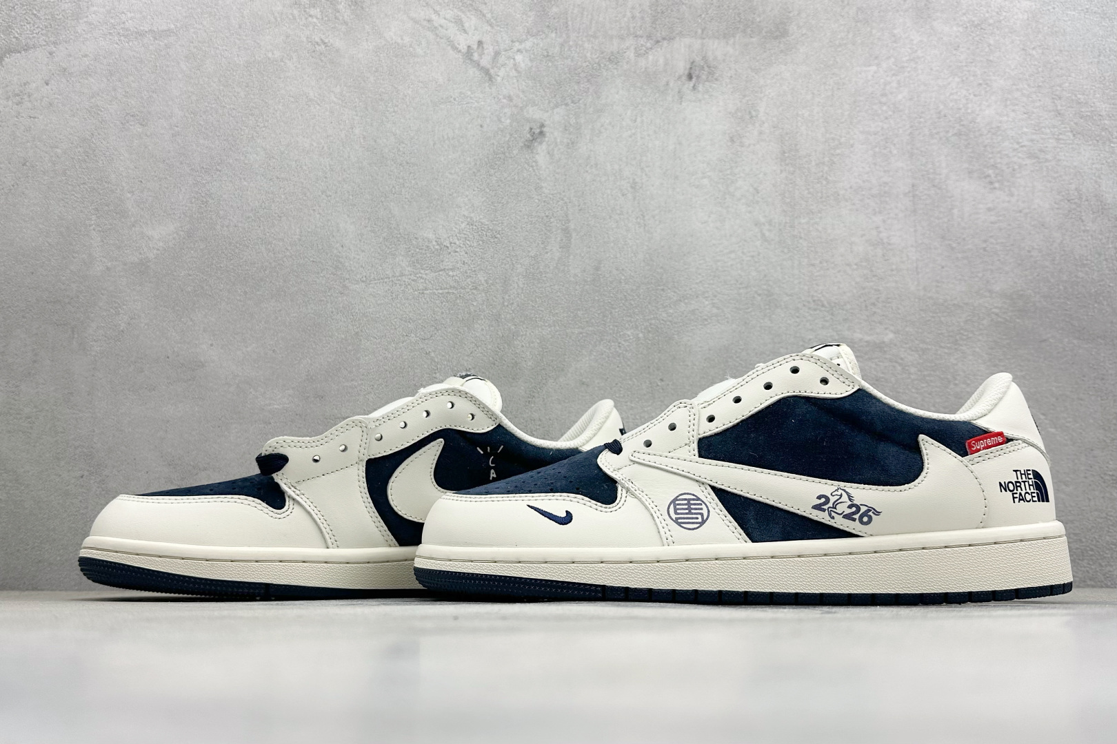 Air Jordan 1 Low AJ1 乔1 北面联名 高端定制 倒钩低帮复古篮球鞋 DM7866-125-Top High Quatity Cheap Sneakers Fashion Clothing Clothes Bags handbags Shoes of all Brand wholesale With The best Quality And Beautiful Price from China Factory Chinese suppliers wholesaler seller Air Jordan 1 Low AJ1 乔1 北面联名 高端定制 倒钩低帮复古篮球鞋 DM7866-125