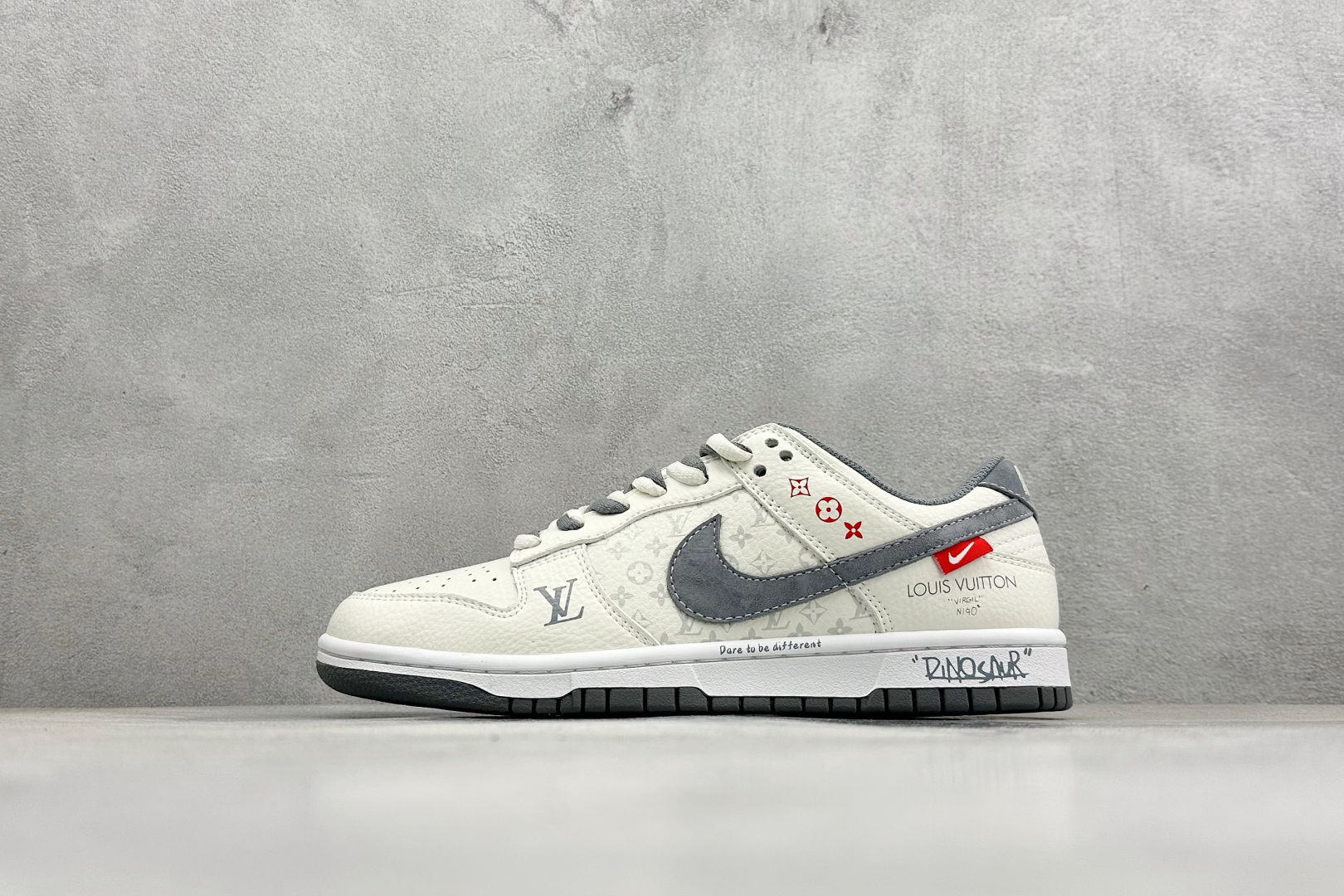 260 Nike Dunk Low Retro LV联名 周年高端定制 低帮休闲板鞋 KG6699-F23-Chinese UA Cheap High Quatity Brand Clothes Bags handbags Sneakers wholesale wholesaler seller from China Factory suppliers Fashion Clothing Shoes best Quality Beautiful Price 260 Nike Dunk Low Retro LV联名 周年高端定制 低帮休闲板鞋 KG6699-F23