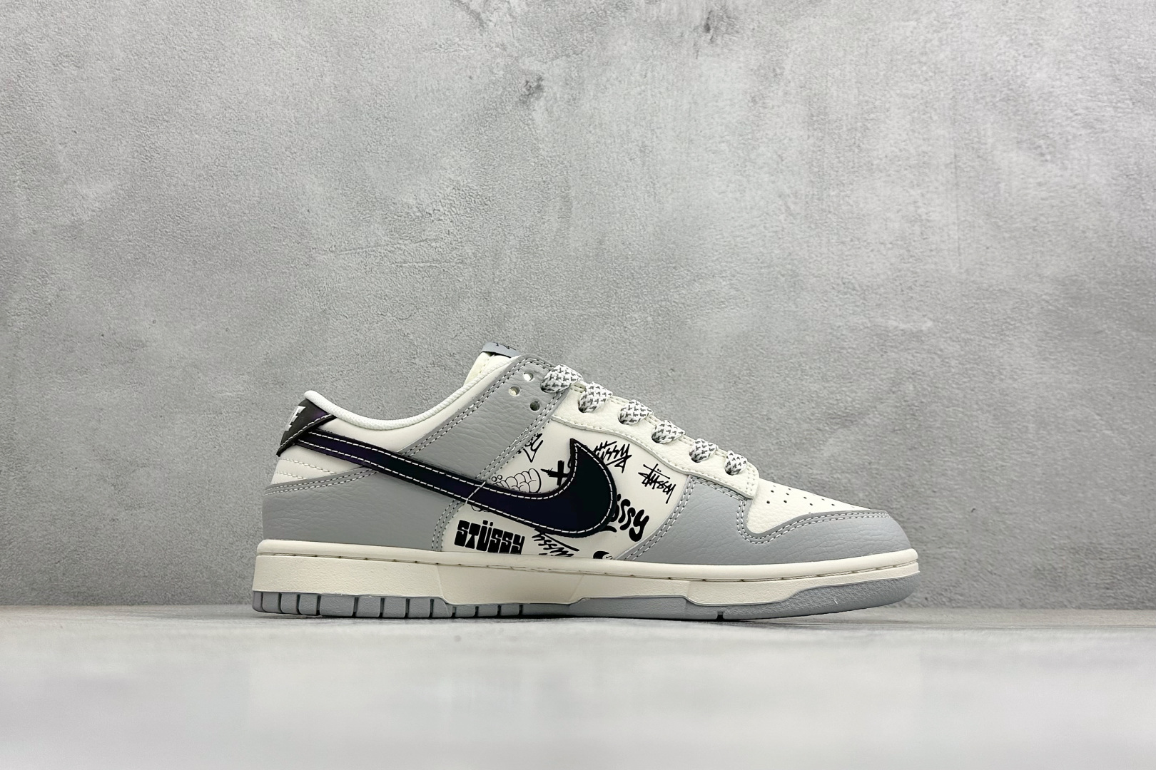 Nike Dunk Low Retro 斯图西联名 周年高端定制 低帮休闲板鞋 XS6089-633