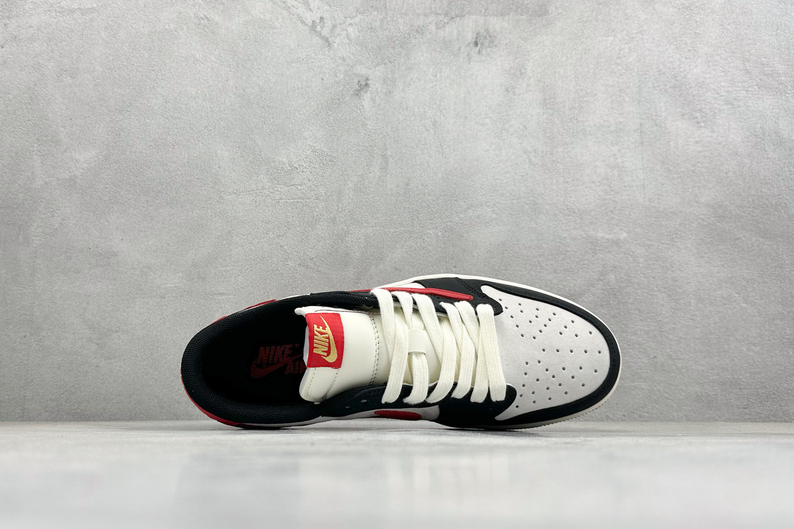 Air Jordan 1 Low AJ1 乔1 马年限定 高端定制 倒钩低帮复古篮球鞋 FF9989-014-Top High Quatity Cheap Sneakers Fashion Clothing Clothes Bags handbags Shoes of all Brand wholesale With The best Quality And Beautiful Price from China Factory Chinese suppliers wholesaler seller Air Jordan 1 Low AJ1 乔1 马年限定 高端定制 倒钩低帮复古篮球鞋 FF9989-014
