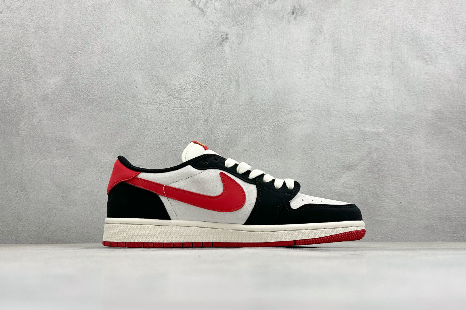Air Jordan 1 Low AJ1 乔1 马年限定 高端定制 倒钩低帮复古篮球鞋 FF9989-014-Top High Quatity Cheap Sneakers Fashion Clothing Clothes Bags handbags Shoes of all Brand wholesale With The best Quality And Beautiful Price from China Factory Chinese suppliers wholesaler seller Air Jordan 1 Low AJ1 乔1 马年限定 高端定制 倒钩低帮复古篮球鞋 FF9989-014