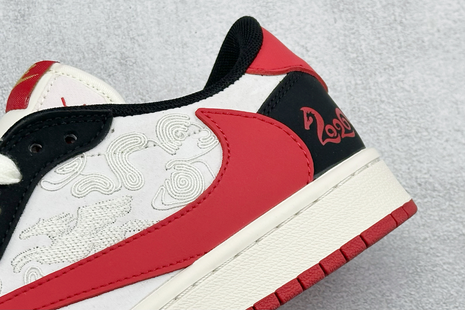 Air Jordan 1 Low AJ1 乔1 马年限定 高端定制 倒钩低帮复古篮球鞋 FF9989-014-Top High Quatity Cheap Sneakers Fashion Clothing Clothes Bags handbags Shoes of all Brand wholesale With The best Quality And Beautiful Price from China Factory Chinese suppliers wholesaler seller Air Jordan 1 Low AJ1 乔1 马年限定 高端定制 倒钩低帮复古篮球鞋 FF9989-014