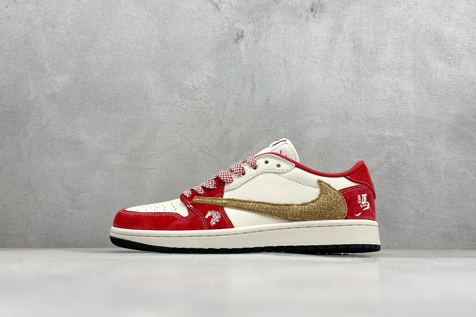 260 Air Jordan 1 Low AJ1 乔1 马年限定 高端定制 倒钩低帮复古篮球鞋 SD6868-122-Chinese UA Cheap High Quatity Brand Clothes Bags handbags Sneakers wholesale wholesaler seller from China Factory suppliers Fashion Clothing Shoes best Quality Beautiful Price 260 Air Jordan 1 Low AJ1 乔1 马年限定 高端定制 倒钩低帮复古篮球鞋 SD6868-122
