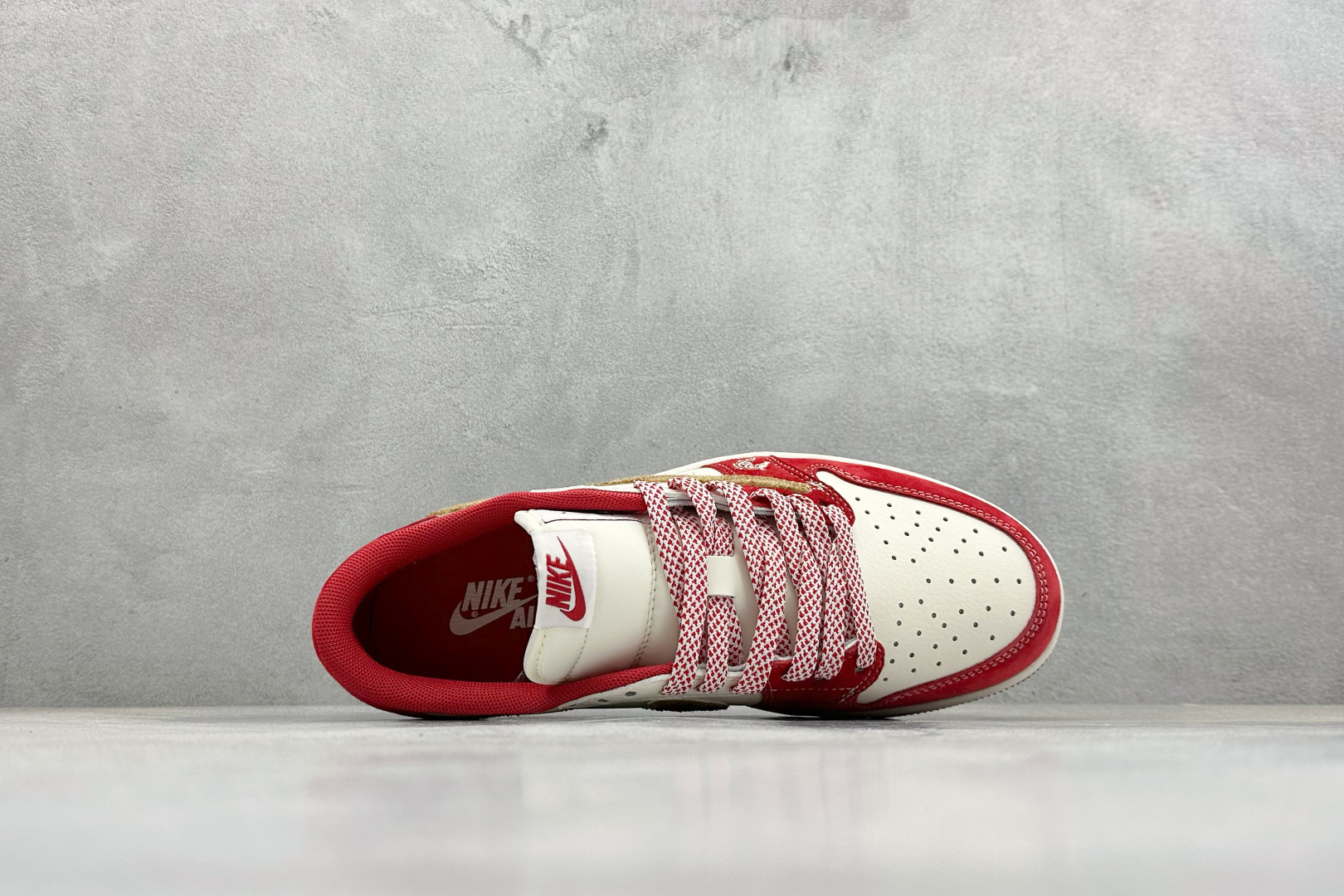 260 Air Jordan 1 Low AJ1 乔1 马年限定 高端定制 倒钩低帮复古篮球鞋 SD6868-122-Chinese UA Cheap High Quatity Brand Clothes Bags handbags Sneakers wholesale wholesaler seller from China Factory suppliers Fashion Clothing Shoes best Quality Beautiful Price 260 Air Jordan 1 Low AJ1 乔1 马年限定 高端定制 倒钩低帮复古篮球鞋 SD6868-122