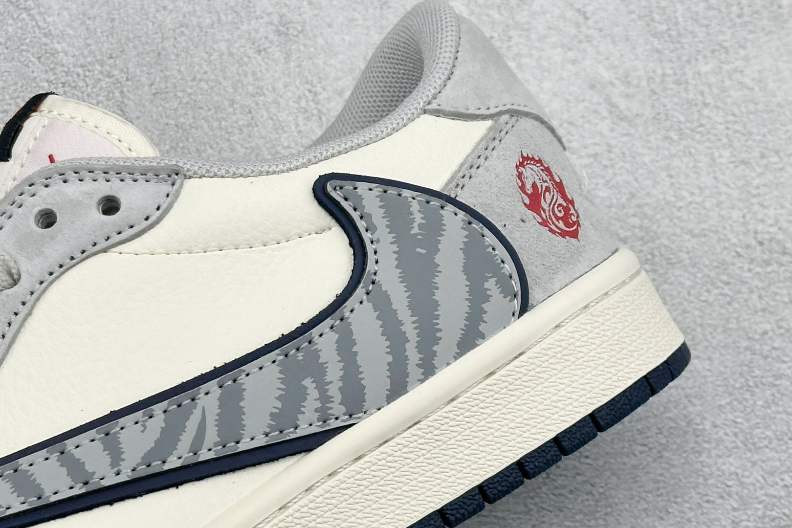 Air Jordan 1 Low AJ1 乔1 马年限定 高端定制 倒钩低帮复古篮球鞋 JY6988-122