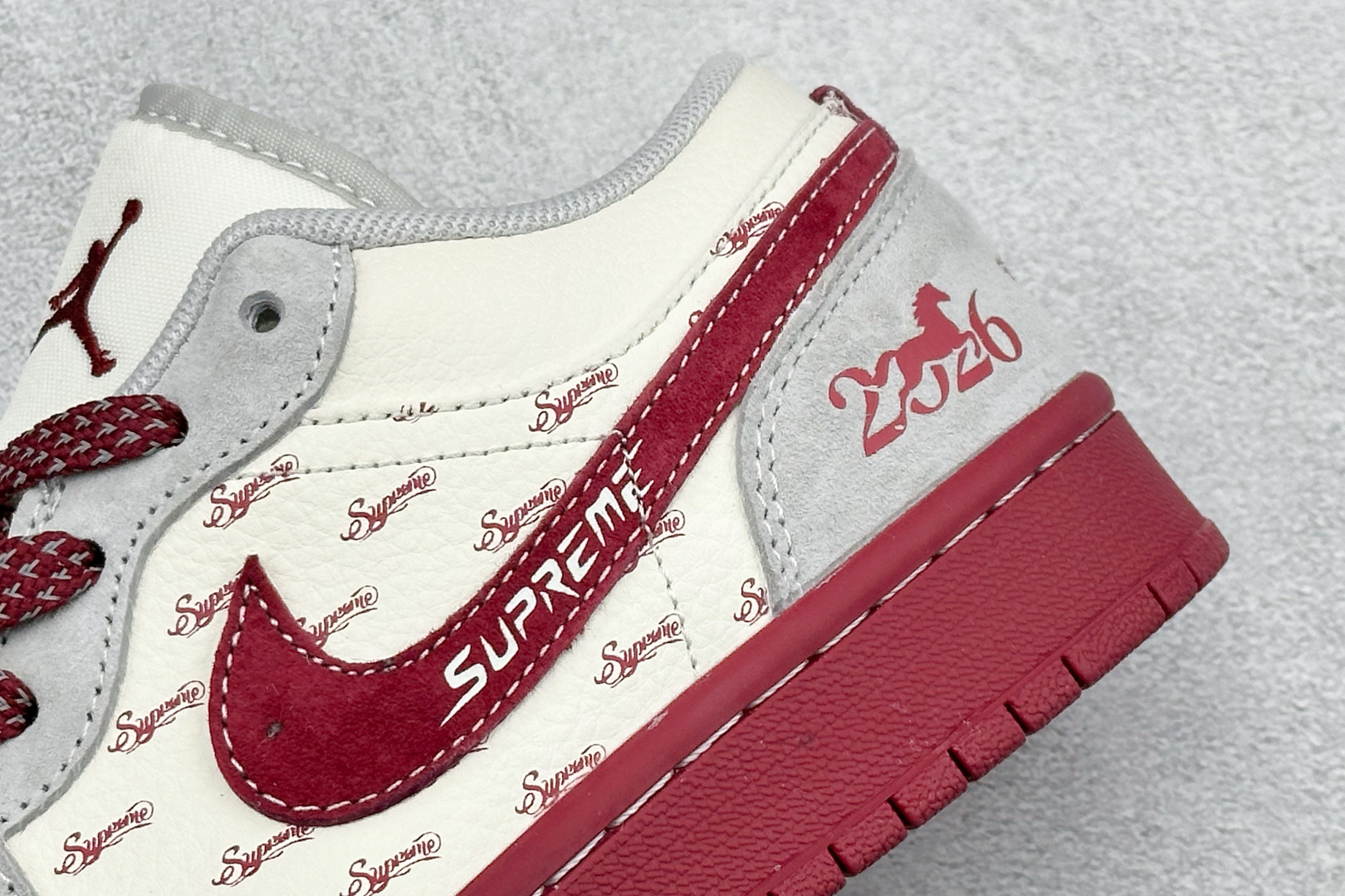 260 Air Jordan 1 Low AJ1 乔1 马年限定2026高端定制 低帮复古篮球鞋 JP2026-122-Chinese UA Cheap High Quatity Brand Clothes Bags handbags Sneakers wholesale wholesaler seller from China Factory suppliers Fashion Clothing Shoes best Quality Beautiful Price 260 Air Jordan 1 Low AJ1 乔1 马年限定2026高端定制 低帮复古篮球鞋 JP2026-122