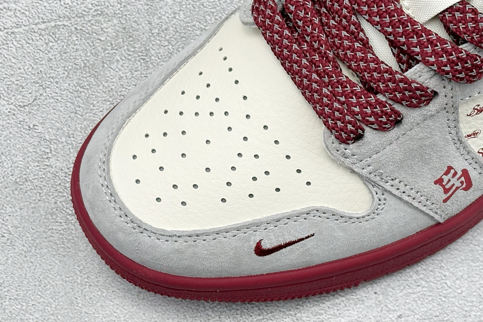 260 Air Jordan 1 Low AJ1 乔1 马年限定2026高端定制 低帮复古篮球鞋 JP2026-122-Chinese UA Cheap High Quatity Brand Clothes Bags handbags Sneakers wholesale wholesaler seller from China Factory suppliers Fashion Clothing Shoes best Quality Beautiful Price 260 Air Jordan 1 Low AJ1 乔1 马年限定2026高端定制 低帮复古篮球鞋 JP2026-122