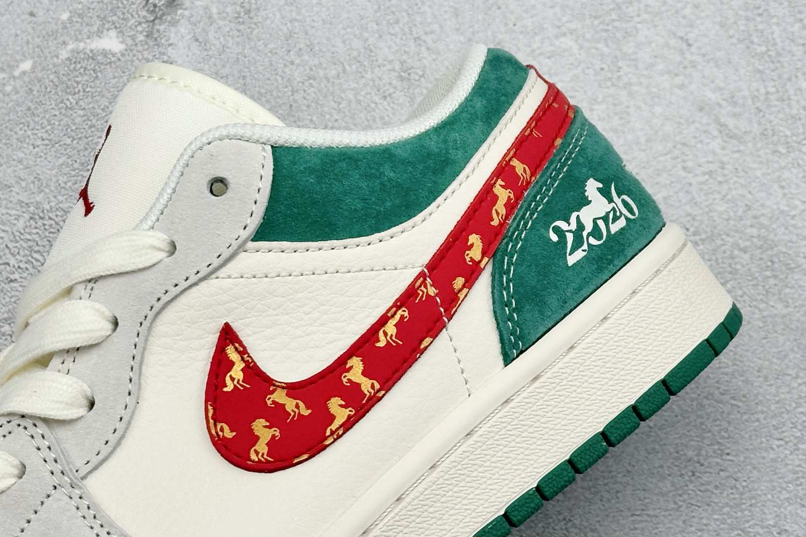 Air Jordan 1 Low AJ1 乔1 马年限定2026高端定制 低帮复古篮球鞋 LX1988-823 Air Jordan 1 Low AJ1 乔1 马年限定2026高端定制 低帮复古篮球鞋 LX1988-823