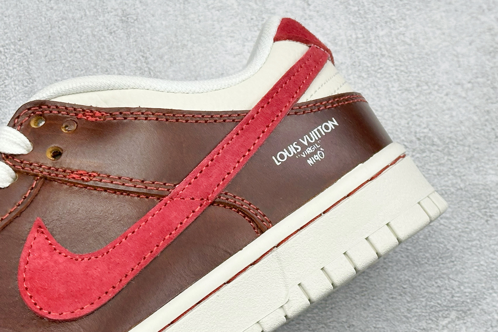 Nike SB Dunk Low 马年联名 酒红棕 高端定制 低帮休闲板鞋 DS6608-025