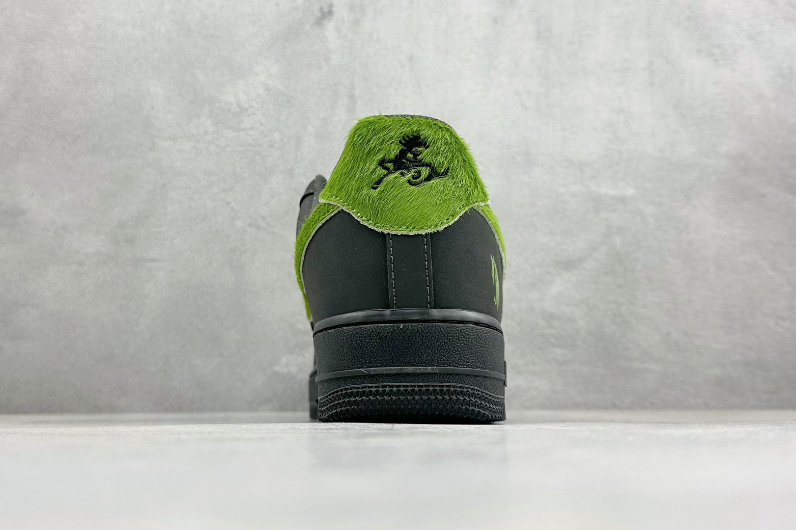 SC版Nike Air Force 1'07 Low 马年联名 墨灰莹绿 空军一号低帮休闲板鞋 XY9025-001-Top High Quatity Cheap Sneakers Fashion Clothing Clothes Bags handbags Shoes of all Brand wholesale With The best Quality And Beautiful Price from China Factory Chinese suppliers wholesaler seller SC版Nike Air Force 1'07 Low 马年联名 墨灰莹绿 空军一号低帮休闲板鞋 XY9025-001