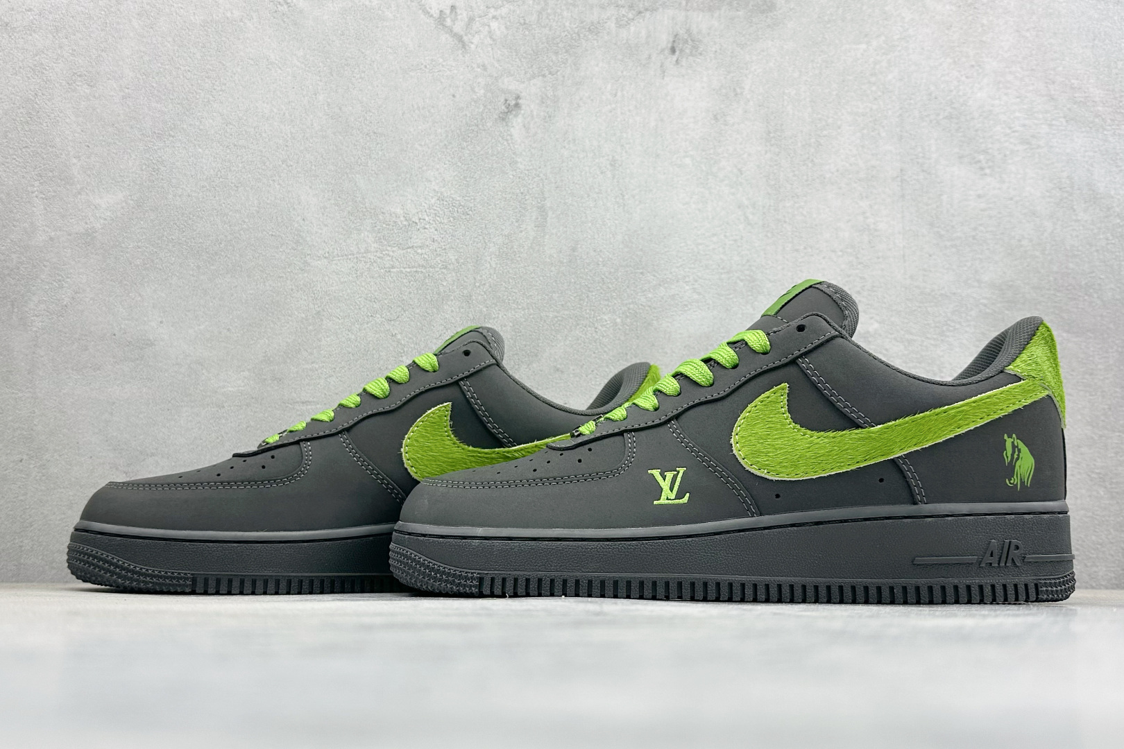 SC版Nike Air Force 1'07 Low 马年联名 墨灰莹绿 空军一号低帮休闲板鞋 XY9025-001-Top High Quatity Cheap Sneakers Fashion Clothing Clothes Bags handbags Shoes of all Brand wholesale With The best Quality And Beautiful Price from China Factory Chinese suppliers wholesaler seller SC版Nike Air Force 1'07 Low 马年联名 墨灰莹绿 空军一号低帮休闲板鞋 XY9025-001