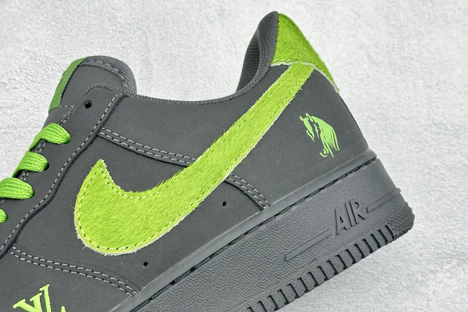 SC版Nike Air Force 1'07 Low 马年联名 墨灰莹绿 空军一号低帮休闲板鞋 XY9025-001-Top High Quatity Cheap Sneakers Fashion Clothing Clothes Bags handbags Shoes of all Brand wholesale With The best Quality And Beautiful Price from China Factory Chinese suppliers wholesaler seller SC版Nike Air Force 1'07 Low 马年联名 墨灰莹绿 空军一号低帮休闲板鞋 XY9025-001