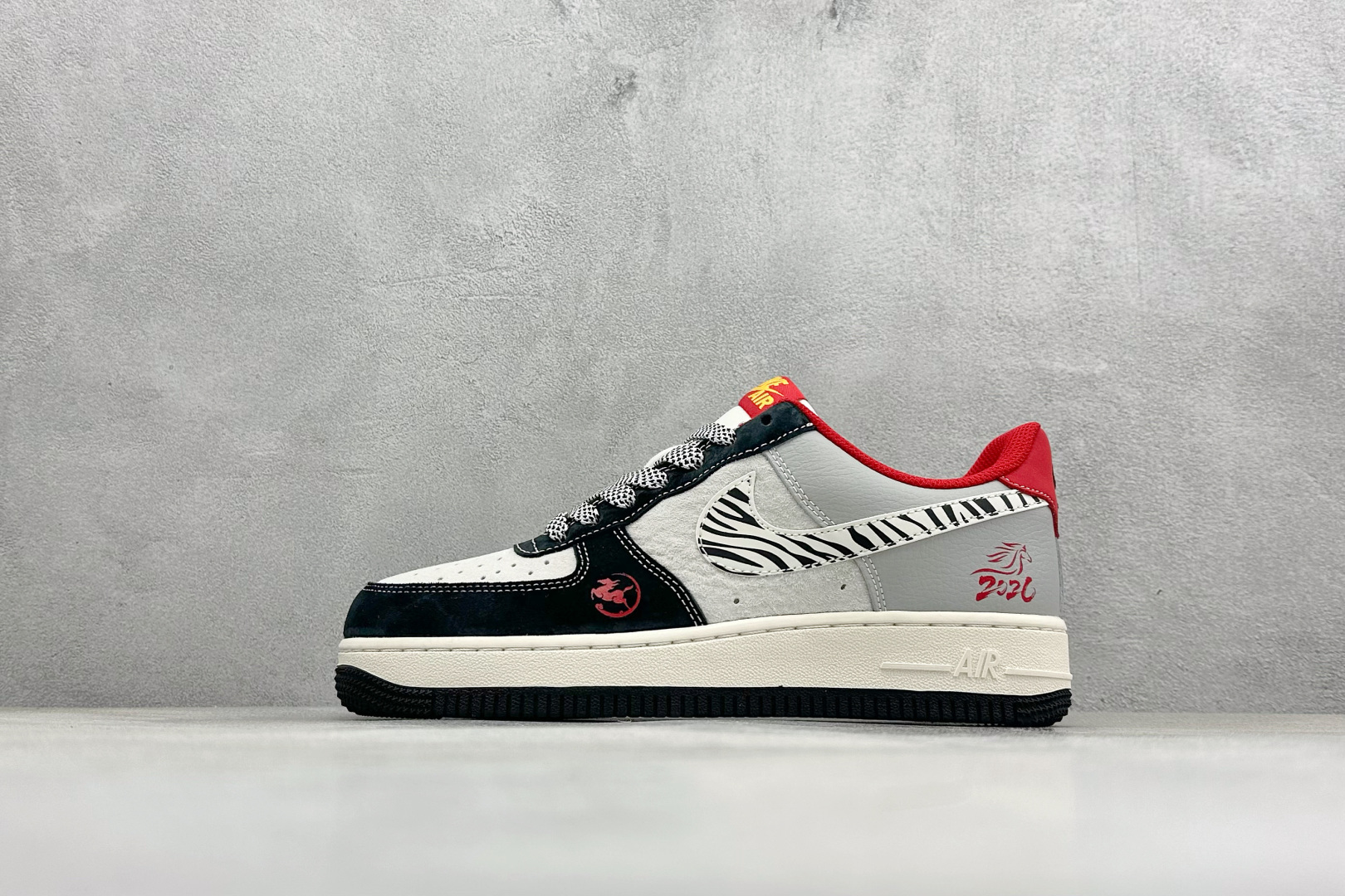 240 Nike Air Force 1'07 Low 马年限定 空军一号低帮休闲板鞋 ZH2598-609