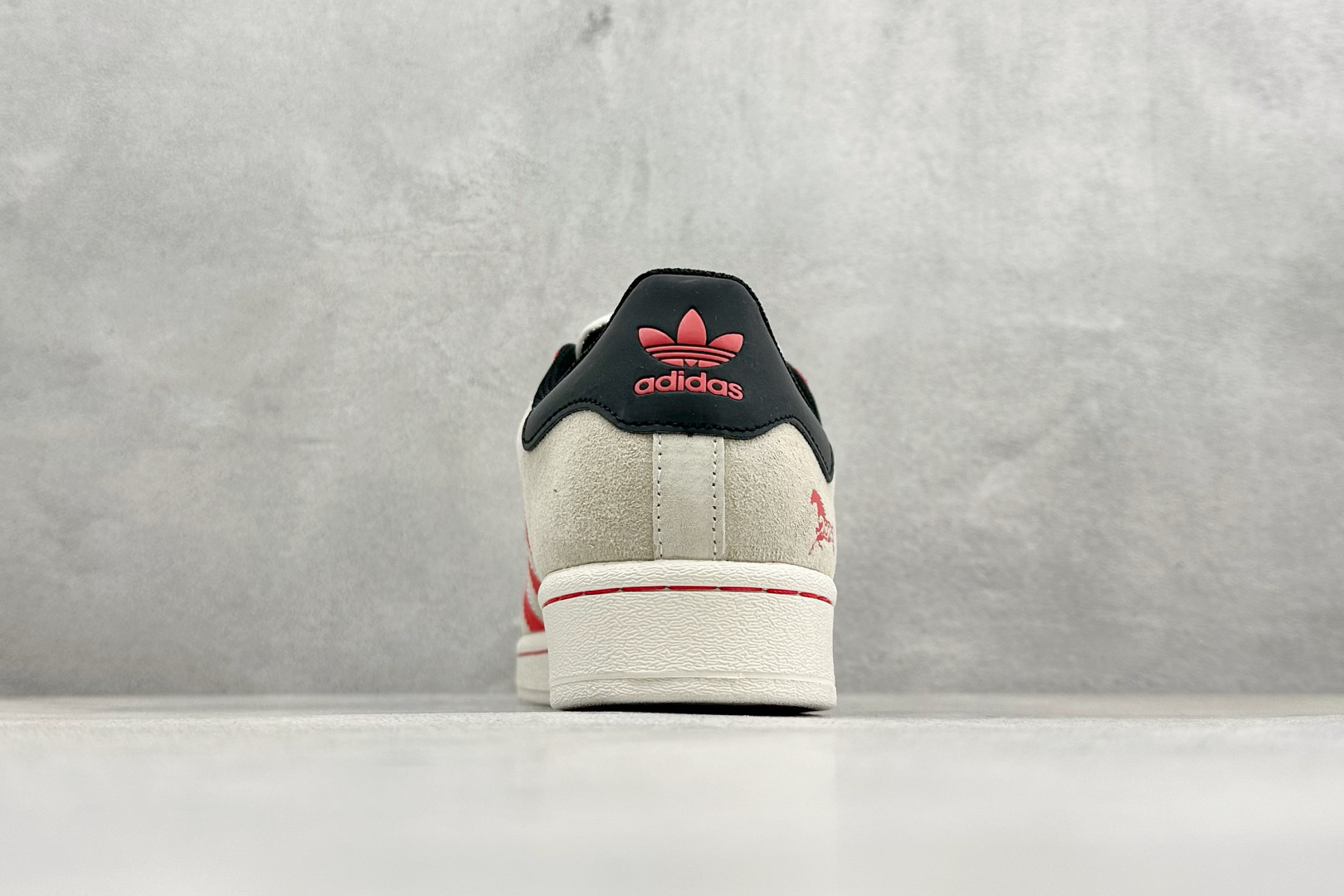 AD Originals Super马年限定 贝壳头板鞋 SD6831-Top High Quatity Cheap Sneakers Fashion Clothing Clothes Bags handbags Shoes of all Brand wholesale With The best Quality And Beautiful Price from China Factory Chinese suppliers wholesaler seller AD Originals Super马年限定 贝壳头板鞋 SD6831