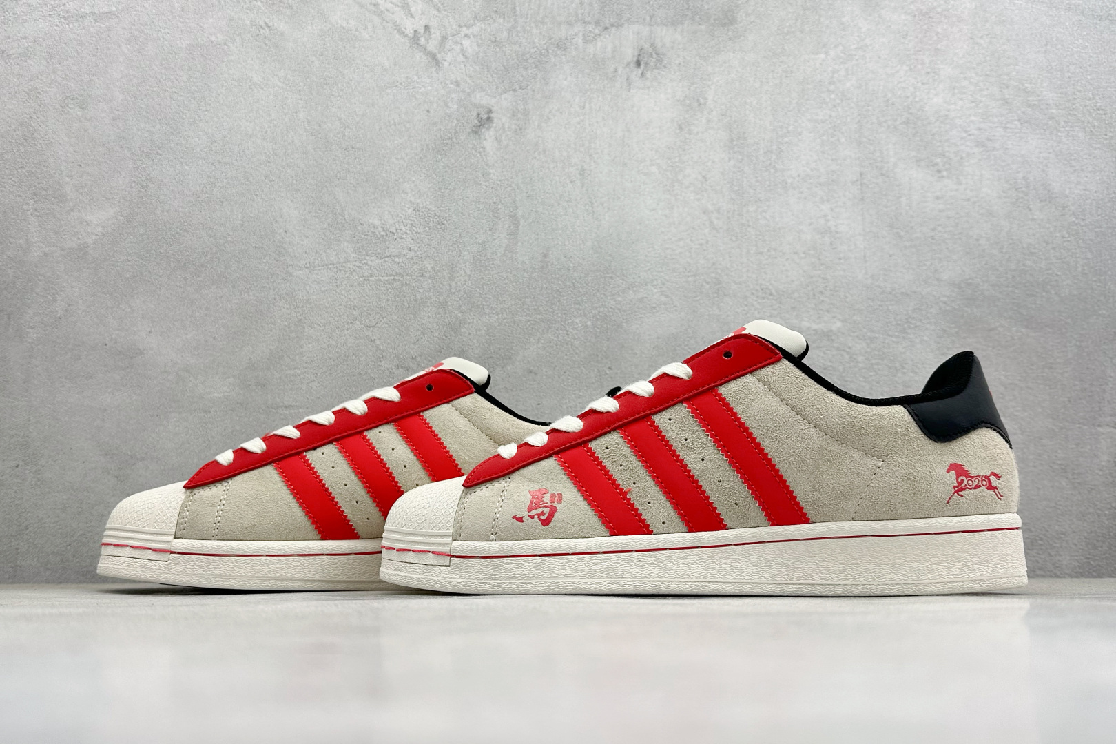 AD Originals Super马年限定 贝壳头板鞋 SD6831-Top High Quatity Cheap Sneakers Fashion Clothing Clothes Bags handbags Shoes of all Brand wholesale With The best Quality And Beautiful Price from China Factory Chinese suppliers wholesaler seller AD Originals Super马年限定 贝壳头板鞋 SD6831