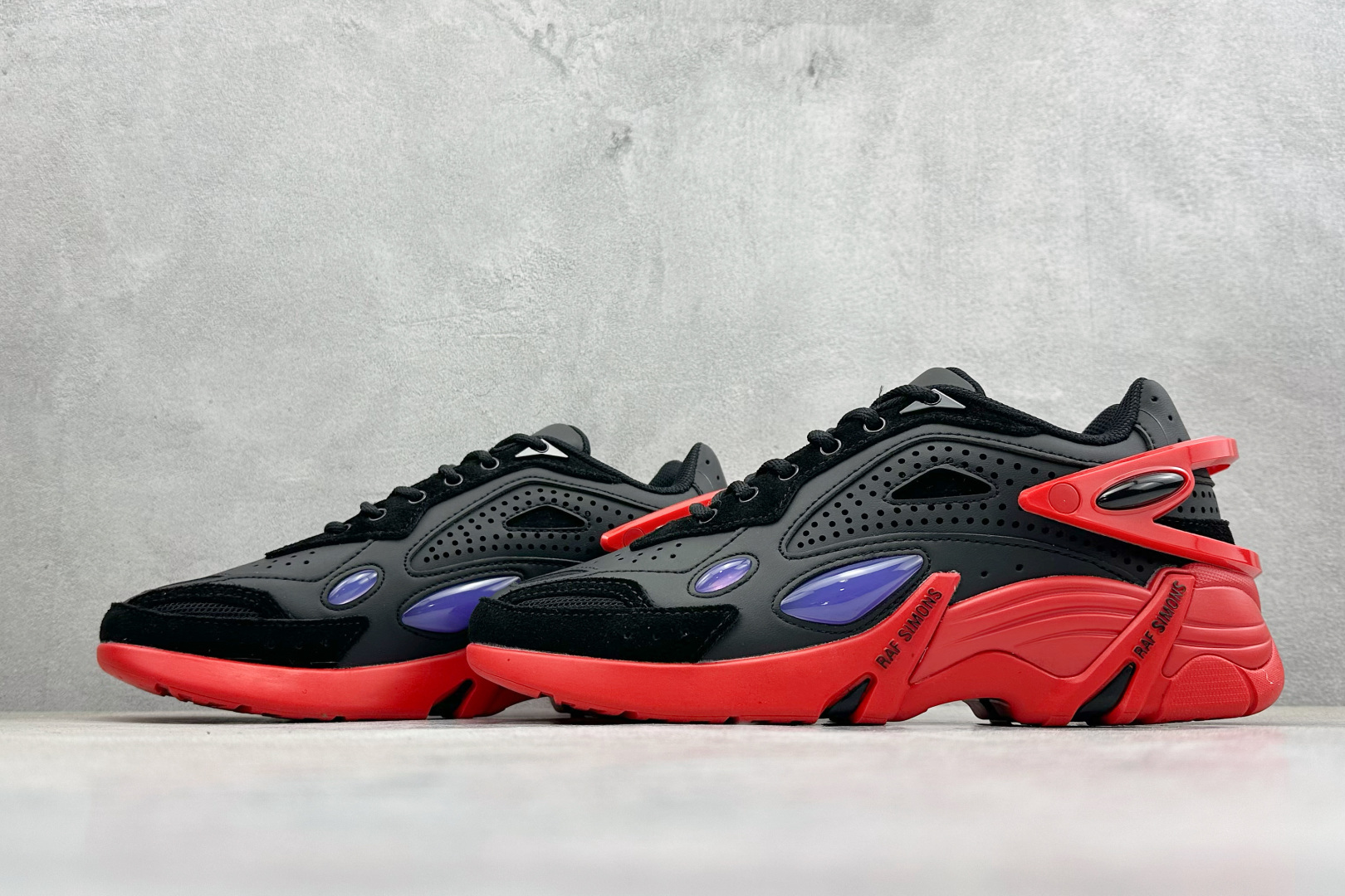 RAF SIMONS Cylon-21 织物皮革 圆头系带 低帮 生活休闲鞋 HR740007S-Top High Quatity Cheap Sneakers Fashion Clothing Clothes Bags handbags Shoes of all Brand wholesale With The best Quality And Beautiful Price from China Factory Chinese suppliers wholesaler seller RAF SIMONS Cylon-21 织物皮革 圆头系带 低帮 生活休闲鞋 HR740007S