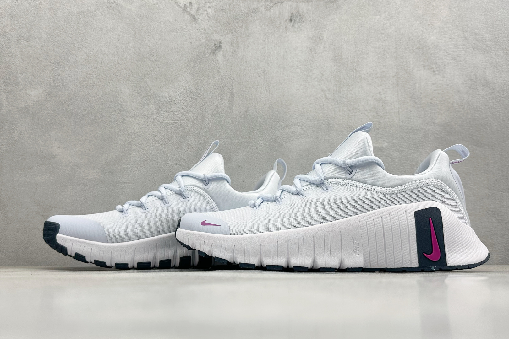 Nike Free Metcon 6 耐克网布圆头系带减震防滑生活休闲鞋 FJ7126-004-Top High Quatity Cheap Sneakers Fashion Clothing Clothes Bags handbags Shoes of all Brand wholesale With The best Quality And Beautiful Price from China Factory Chinese suppliers wholesaler seller Nike Free Metcon 6 耐克网布圆头系带减震防滑生活休闲鞋 FJ7126-004