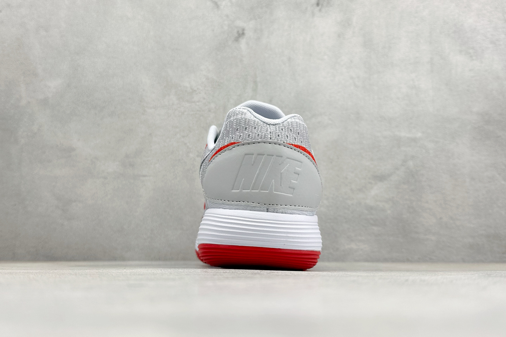 Nike React Hyperdunk 2017 Low EP 马年限定 低帮实战篮球鞋 897637-011-Top High Quatity Cheap Sneakers Fashion Clothing Clothes Bags handbags Shoes of all Brand wholesale With The best Quality And Beautiful Price from China Factory Chinese suppliers wholesaler seller Nike React Hyperdunk 2017 Low EP 马年限定 低帮实战篮球鞋 897637-011