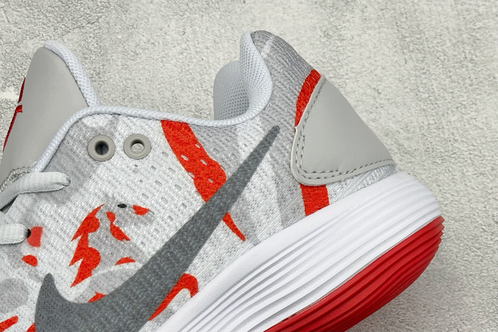 Nike React Hyperdunk 2017 Low EP 马年限定 低帮实战篮球鞋 897637-011-Top High Quatity Cheap Sneakers Fashion Clothing Clothes Bags handbags Shoes of all Brand wholesale With The best Quality And Beautiful Price from China Factory Chinese suppliers wholesaler seller Nike React Hyperdunk 2017 Low EP 马年限定 低帮实战篮球鞋 897637-011