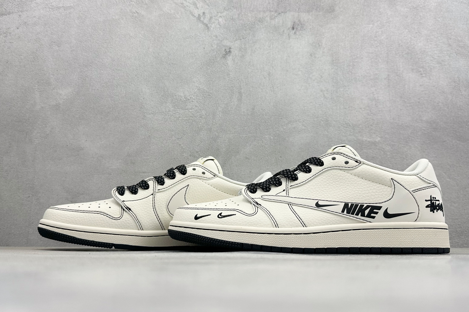 Air Jordan 1 Low AJ1 乔1 斯图西联名 高端定制 倒钩低帮复古篮球鞋 HH7518-092-Top High Quatity Cheap Sneakers Fashion Clothing Clothes Bags handbags Shoes of all Brand wholesale With The best Quality And Beautiful Price from China Factory Chinese suppliers wholesaler seller Air Jordan 1 Low AJ1 乔1 斯图西联名 高端定制 倒钩低帮复古篮球鞋 HH7518-092