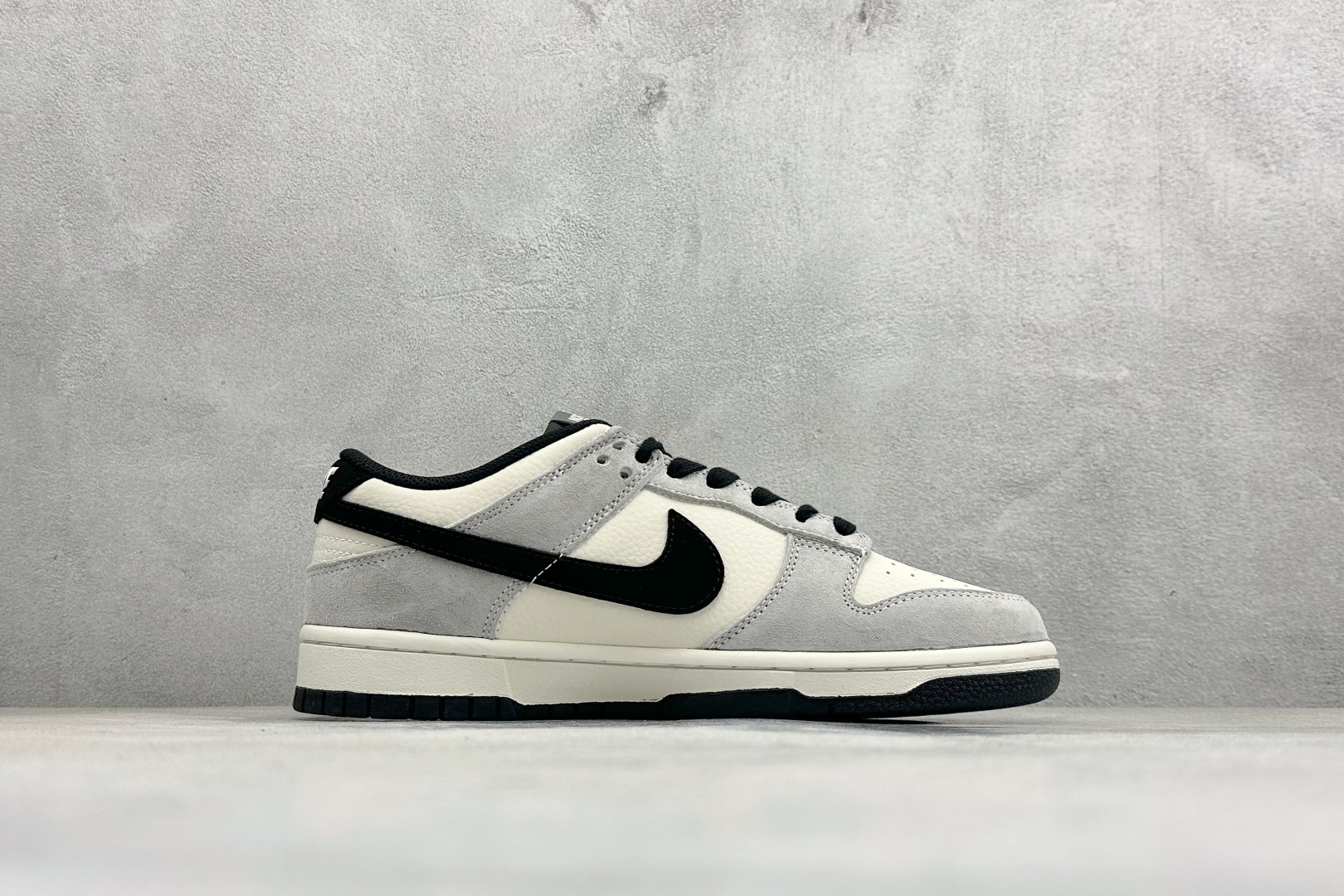 Nike Dunk Low Retro 北面联名 周年高端定制 低帮休闲板鞋 DN3168-032-Top High Quatity Cheap Sneakers Fashion Clothing Clothes Bags handbags Shoes of all Brand wholesale With The best Quality And Beautiful Price from China Factory Chinese suppliers wholesaler seller Nike Dunk Low Retro 北面联名 周年高端定制 低帮休闲板鞋 DN3168-032