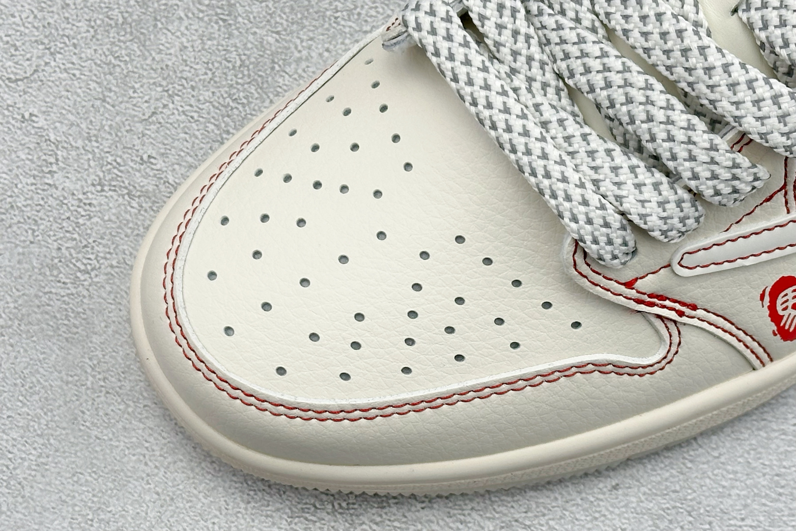 Air Jordan 1 Low AJ1 乔1 马年限定 高端定制 倒钩低帮复古篮球鞋 LX1988-808-Top High Quatity Cheap Sneakers Fashion Clothing Clothes Bags handbags Shoes of all Brand wholesale With The best Quality And Beautiful Price from China Factory Chinese suppliers wholesaler seller Air Jordan 1 Low AJ1 乔1 马年限定 高端定制 倒钩低帮复古篮球鞋 LX1988-808