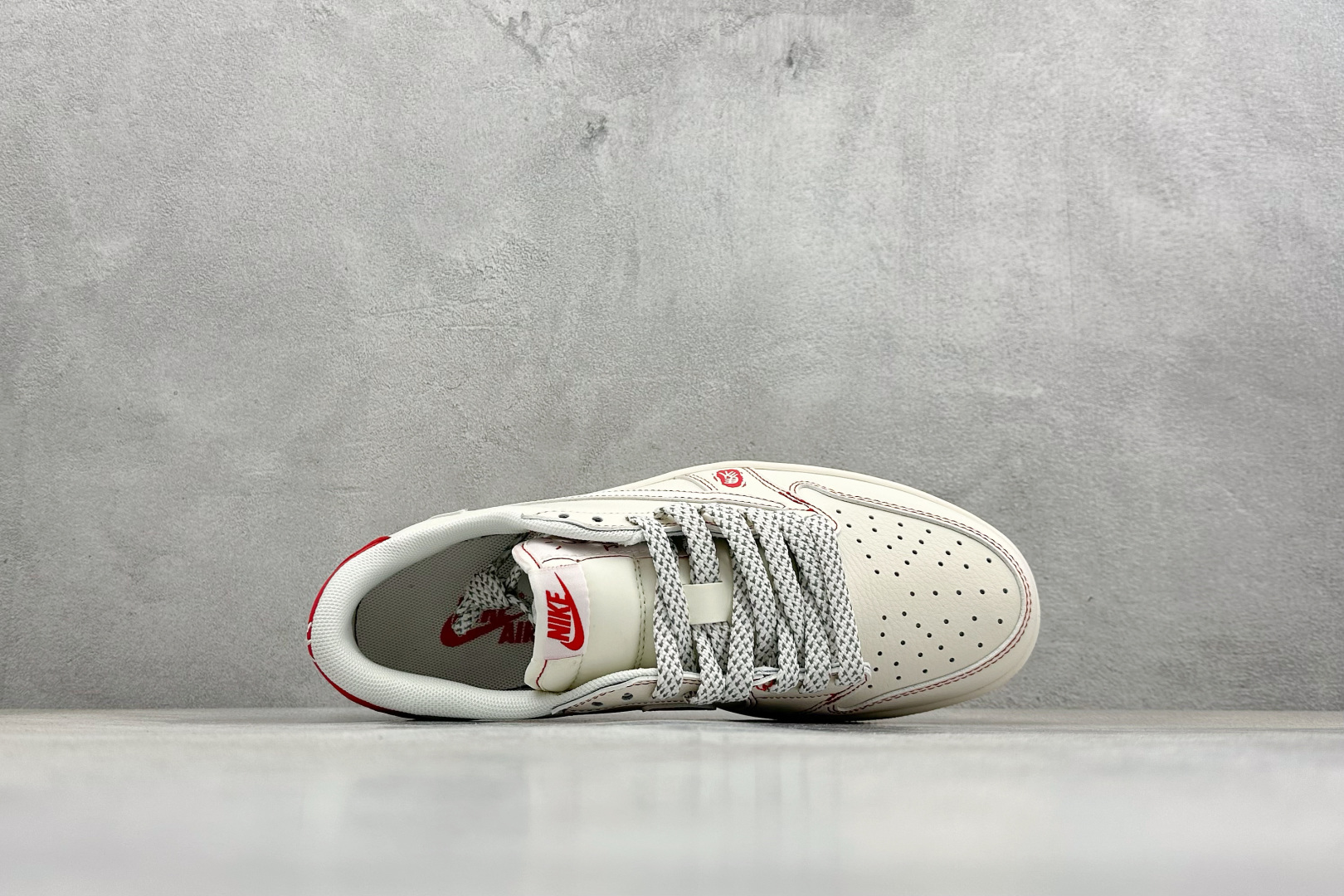Air Jordan 1 Low AJ1 乔1 马年限定 高端定制 倒钩低帮复古篮球鞋 LX1988-808-Top High Quatity Cheap Sneakers Fashion Clothing Clothes Bags handbags Shoes of all Brand wholesale With The best Quality And Beautiful Price from China Factory Chinese suppliers wholesaler seller Air Jordan 1 Low AJ1 乔1 马年限定 高端定制 倒钩低帮复古篮球鞋 LX1988-808