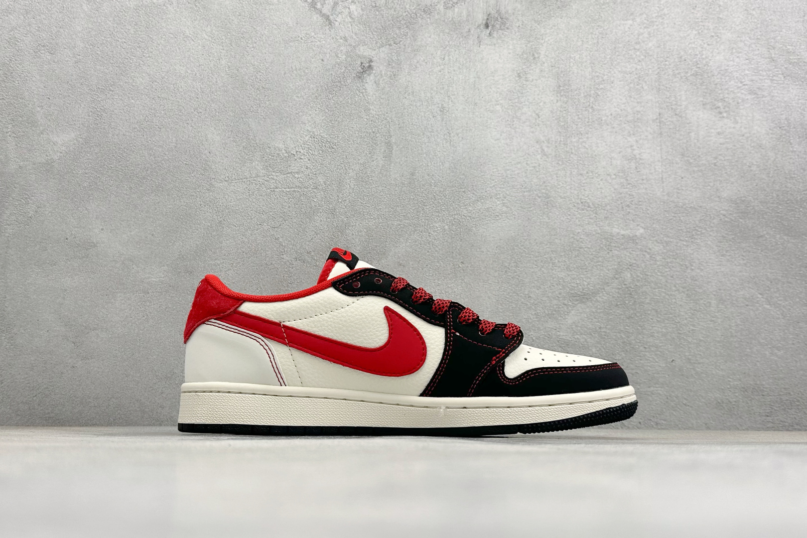 260 Air Jordan 1 Low AJ1 乔1 马年限定 高端定制 倒钩低帮复古篮球鞋 LX1988-803-Chinese UA Cheap High Quatity Brand Clothes Bags handbags Sneakers wholesale wholesaler seller from China Factory suppliers Fashion Clothing Shoes best Quality Beautiful Price 260 Air Jordan 1 Low AJ1 乔1 马年限定 高端定制 倒钩低帮复古篮球鞋 LX1988-803