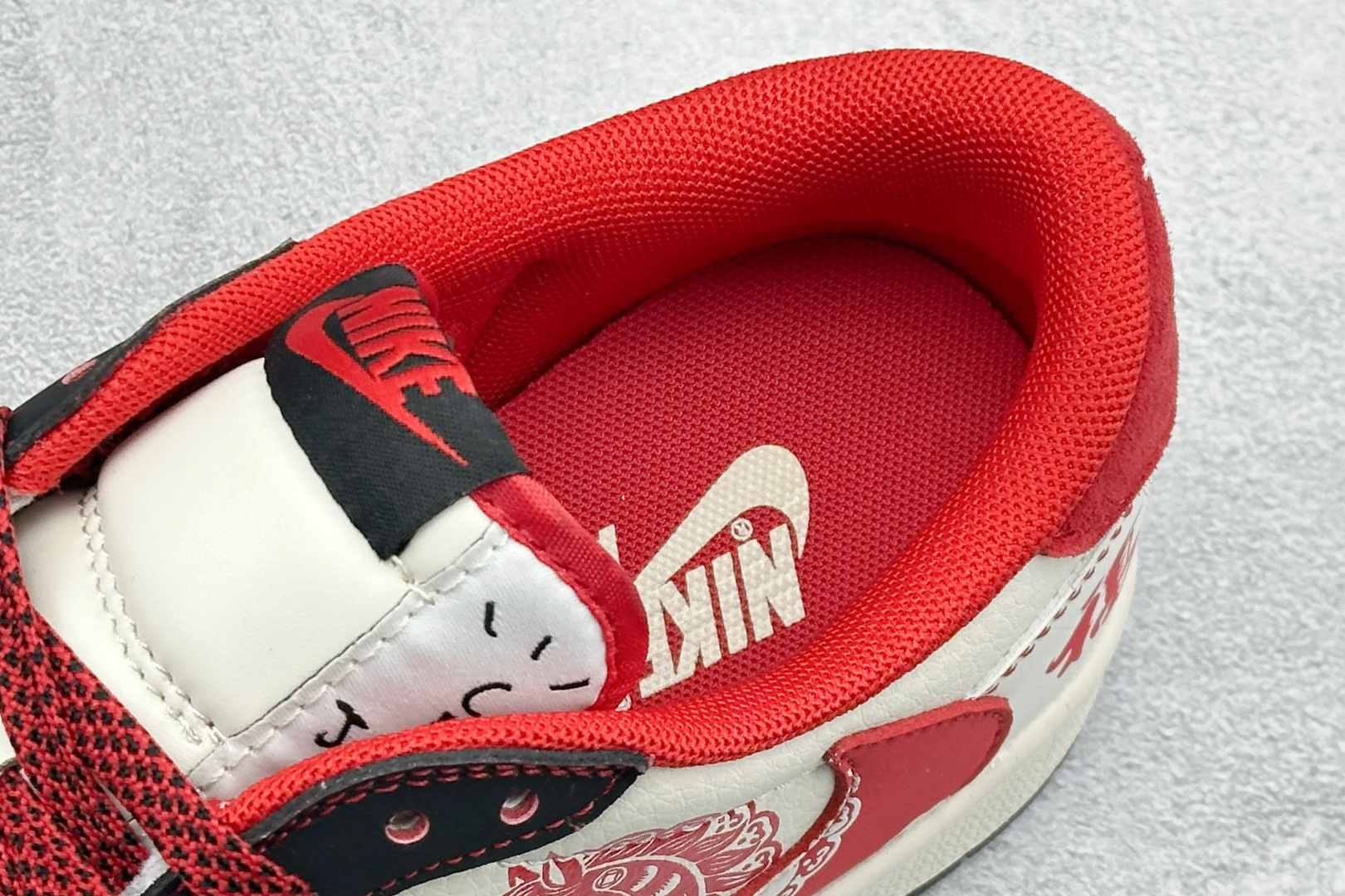 260 Air Jordan 1 Low AJ1 乔1 马年限定 高端定制 倒钩低帮复古篮球鞋 LX1988-803-Chinese UA Cheap High Quatity Brand Clothes Bags handbags Sneakers wholesale wholesaler seller from China Factory suppliers Fashion Clothing Shoes best Quality Beautiful Price 260 Air Jordan 1 Low AJ1 乔1 马年限定 高端定制 倒钩低帮复古篮球鞋 LX1988-803