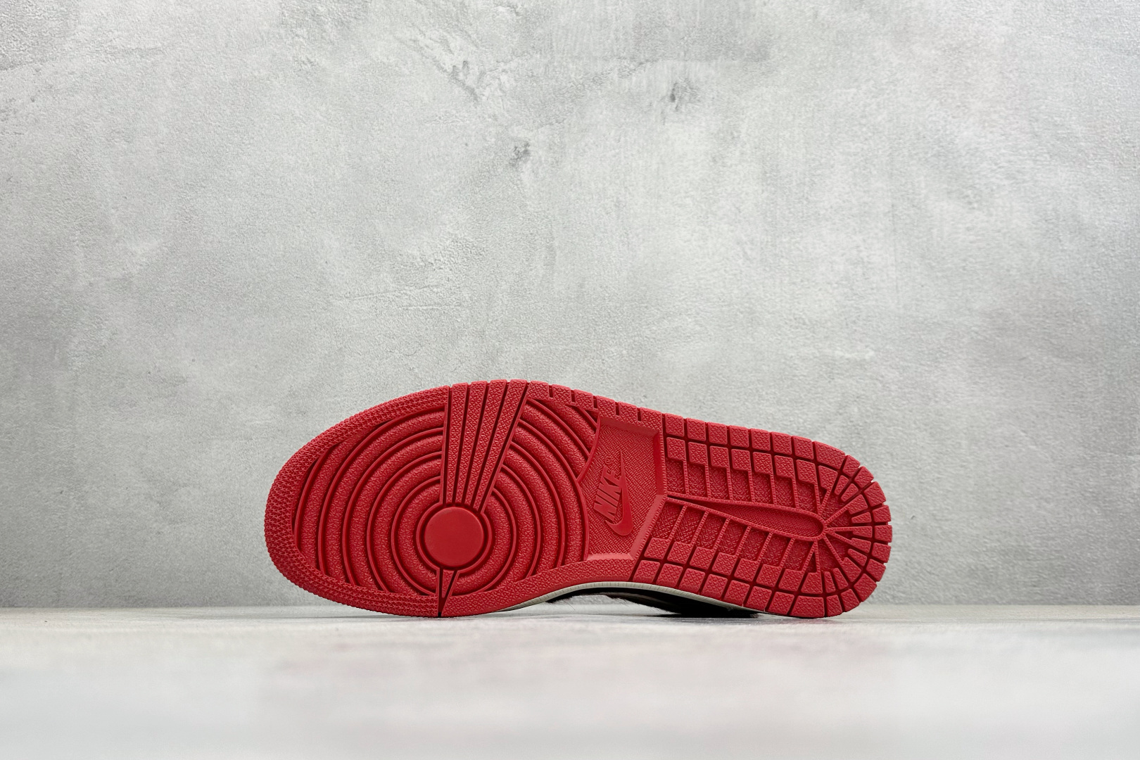 Air Jordan 1 Low AJ1 乔1 2026 马年限定 高端定制 倒钩低帮复古篮球鞋 XS2025-090-Top High Quatity Cheap Sneakers Fashion Clothing Clothes Bags handbags Shoes of all Brand wholesale With The best Quality And Beautiful Price from China Factory Chinese suppliers wholesaler seller Air Jordan 1 Low AJ1 乔1 2026 马年限定 高端定制 倒钩低帮复古篮球鞋 XS2025-090