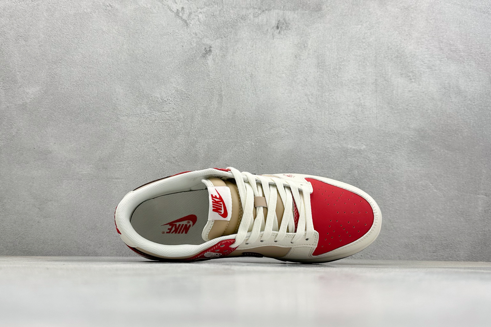 Nike SB Dunk Low RETRO 马年限定 高端定制 低帮休闲板鞋 JY6988-144