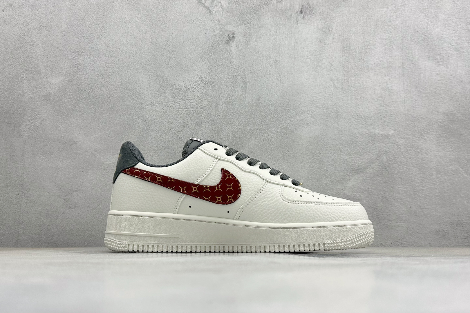 SC版Nike Air Force 1'07 Low 马年联名 云白绛金 空军一号低帮休闲板鞋 NH0601-507